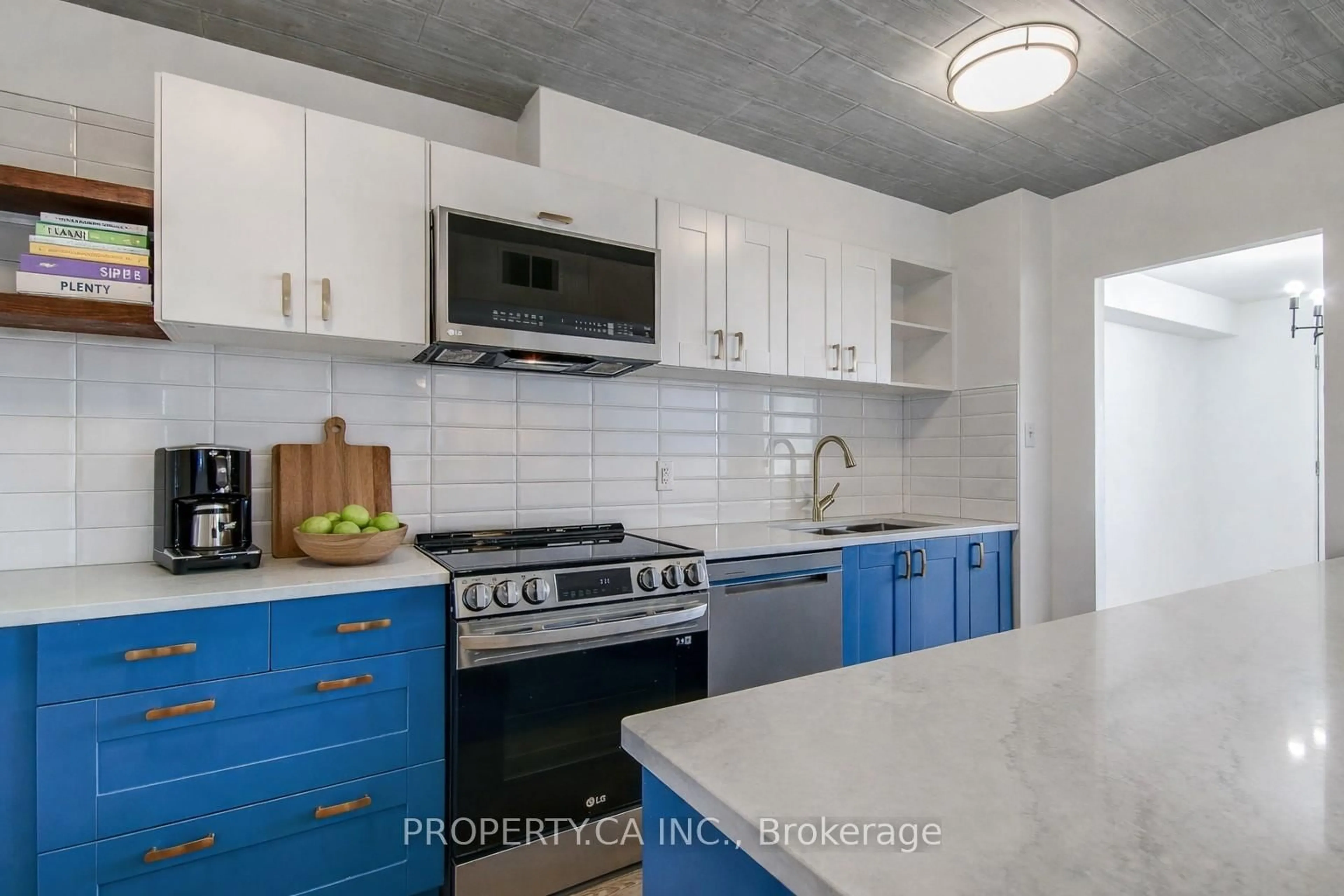 Unknown for 155 Marlee Ave #1706, Toronto Ontario M6B 4B5