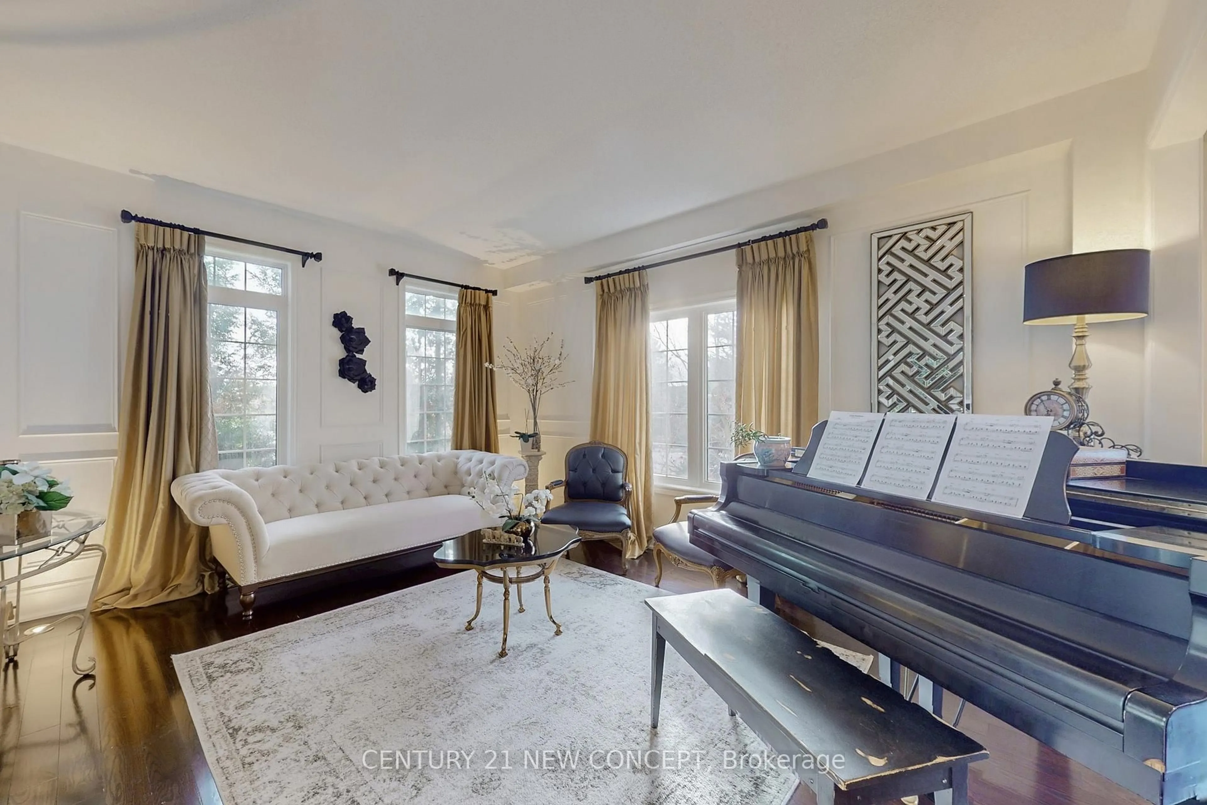 Living room with furniture, unknown for 21 Adriatic Cres, Brampton Ontario L6P 1Y9