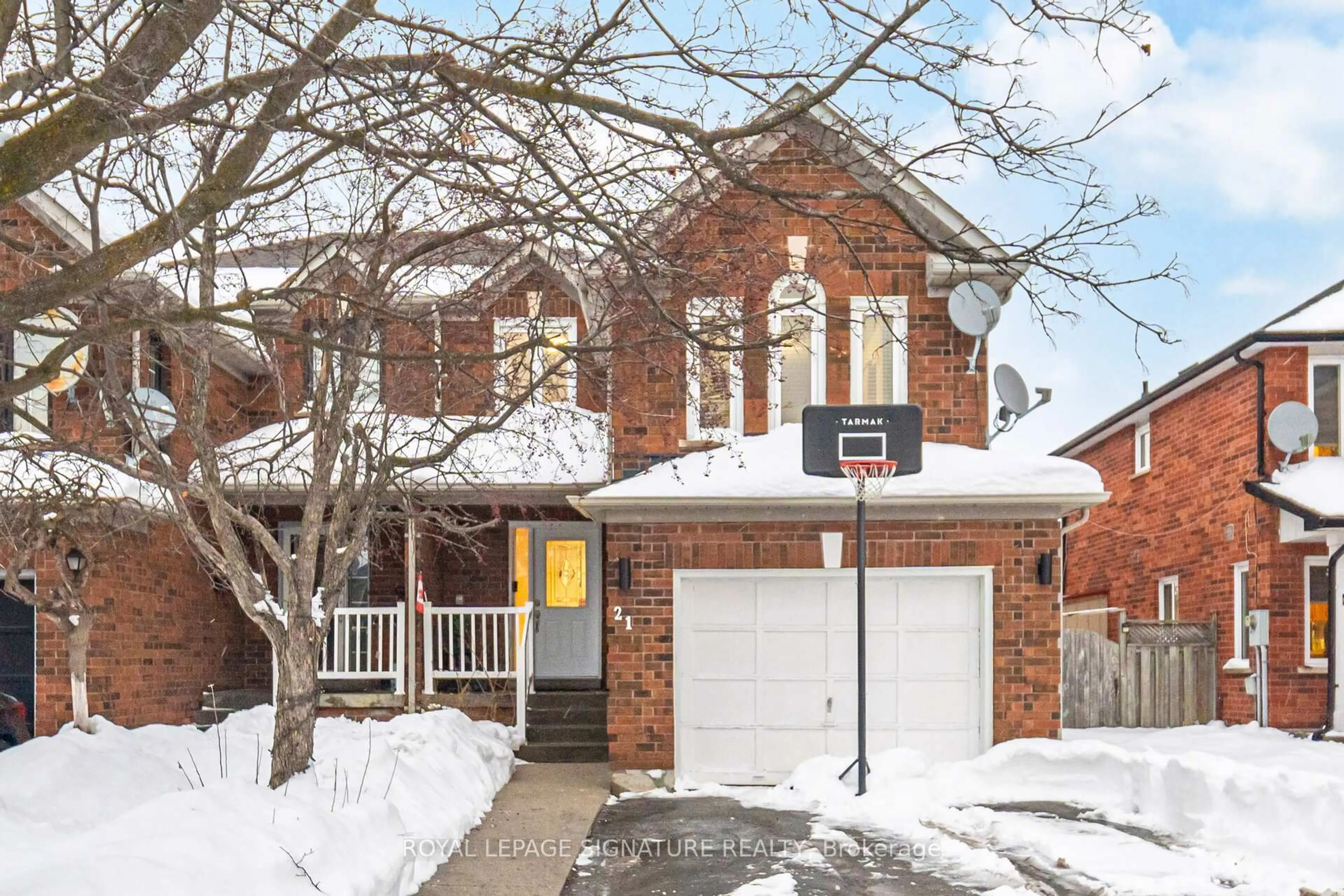 Home with brick exterior material, street for 21 Palmolive St, Brampton Ontario L6R 1P5