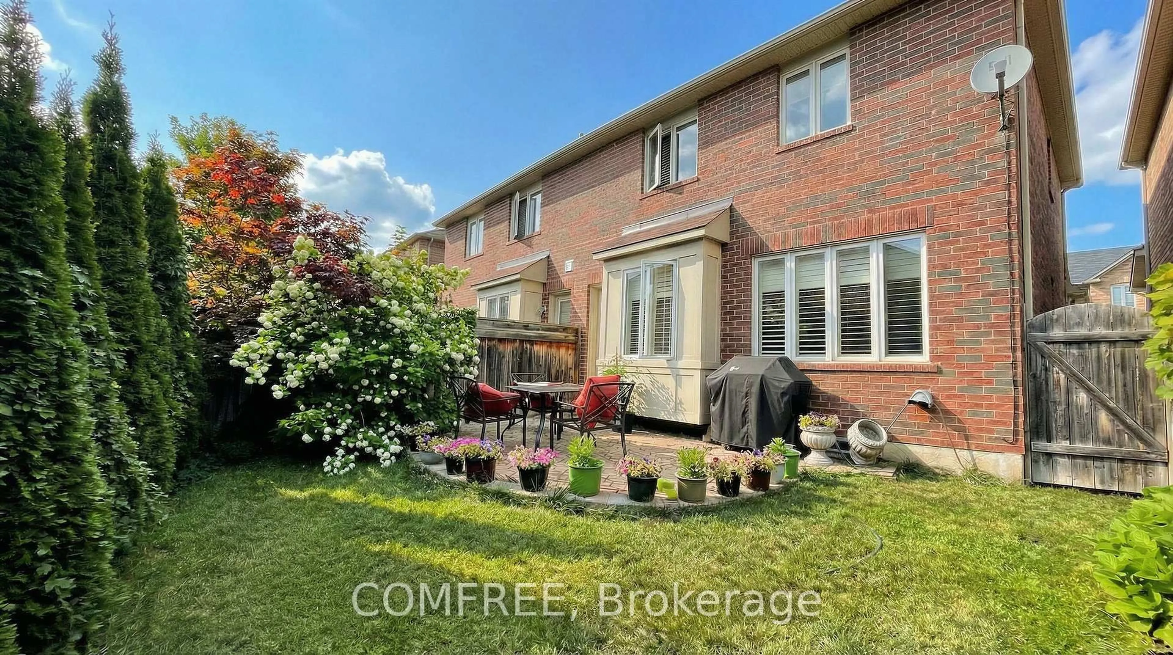 Home with brick exterior material, street for 908 Connors Landing, Milton Ontario L9T 5C2