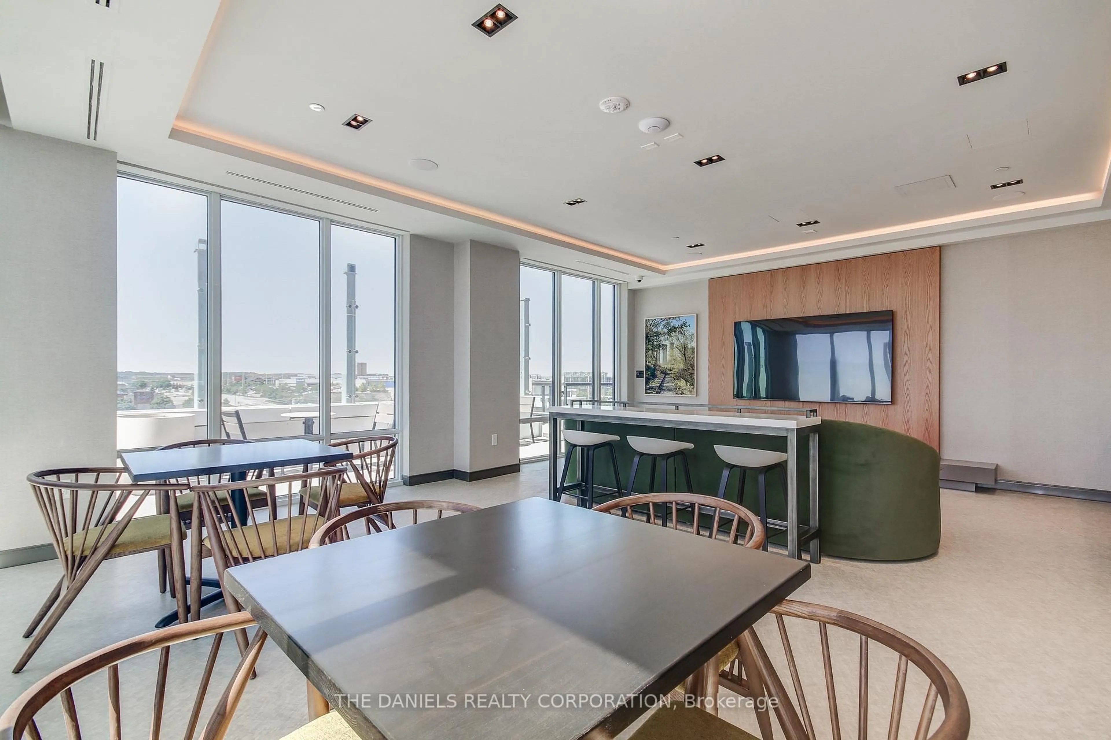 Dining room, unknown for 2485 Eglinton Ave #1319, Mississauga Ontario L5M 2T1