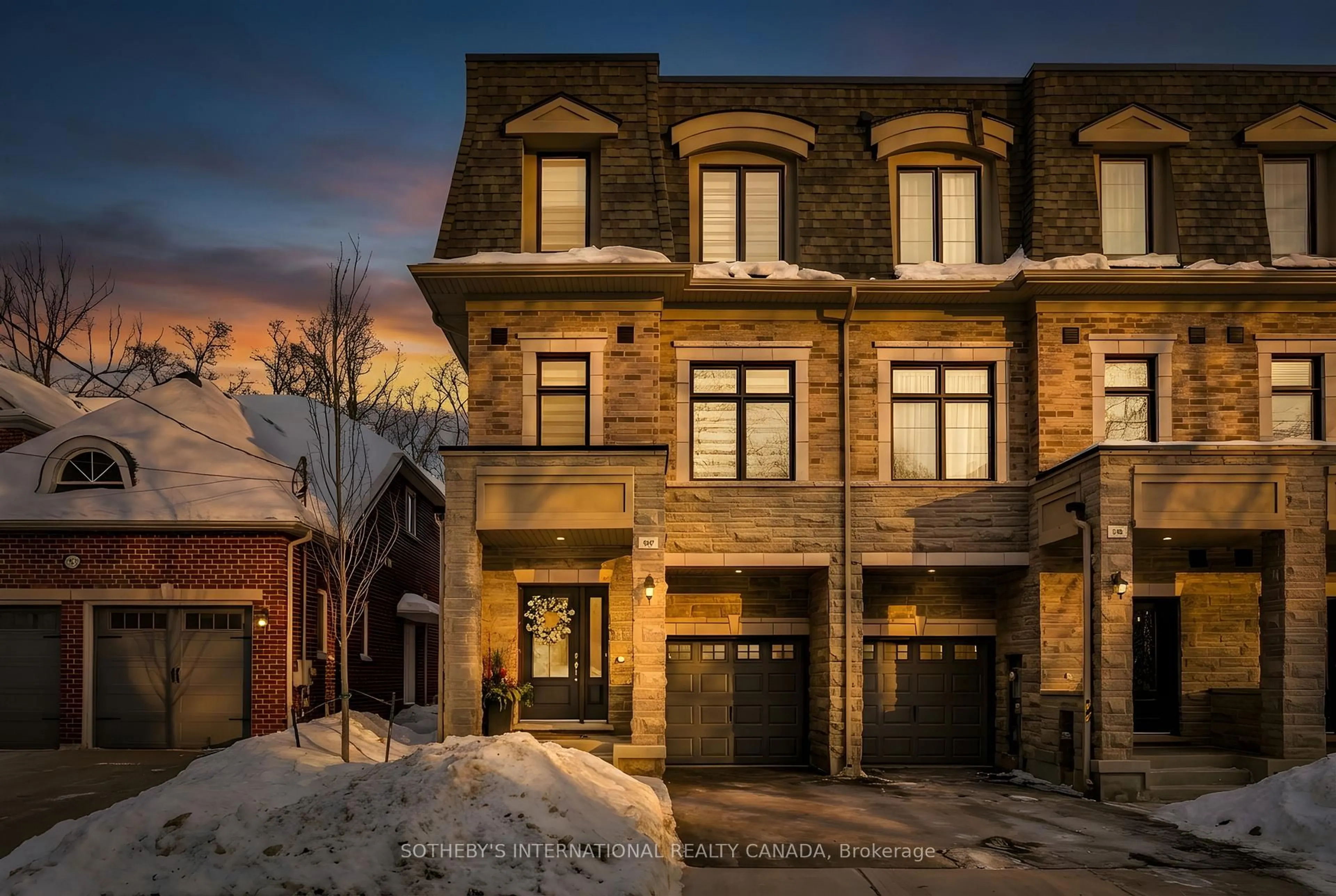 Home with brick exterior material, street for 197 Wyndham St, Mississauga Ontario L5M 2S5