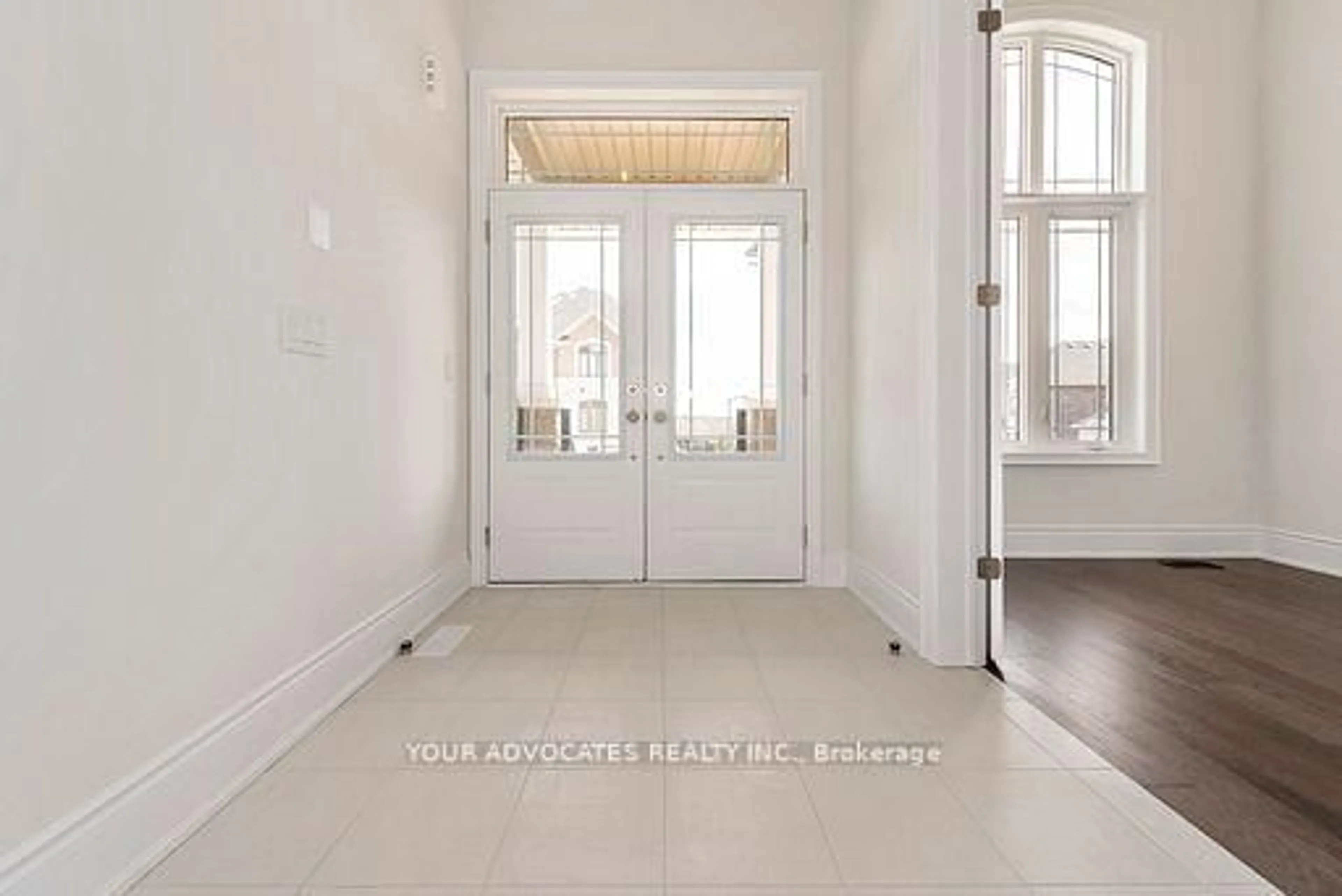 Indoor entryway for 75 James Walker Ave, Caledon Ontario L7C 1R5