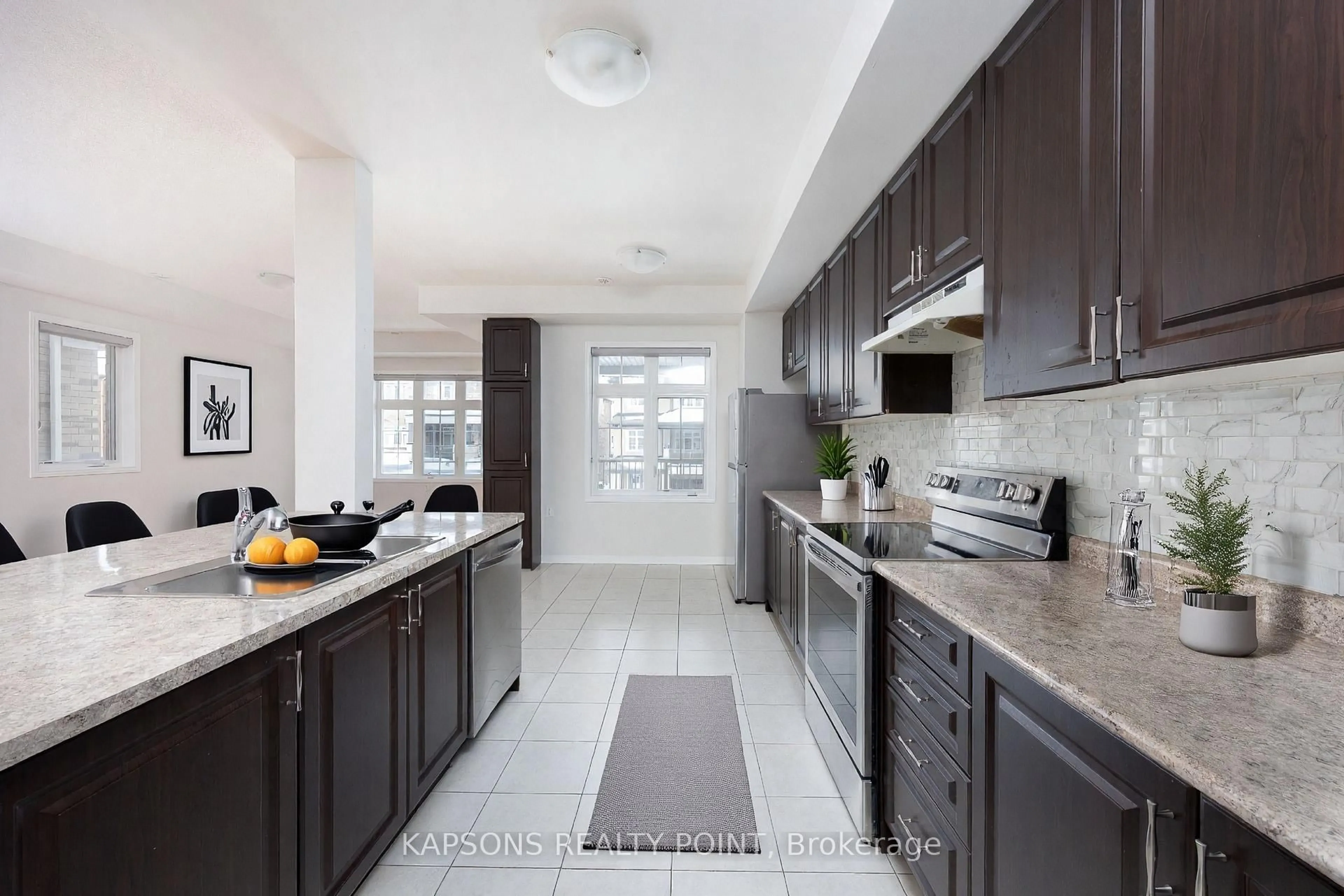 Contemporary kitchen, ceramic/tile floor for 12 Lowes Hill Circ, Caledon Ontario L7C 4H4