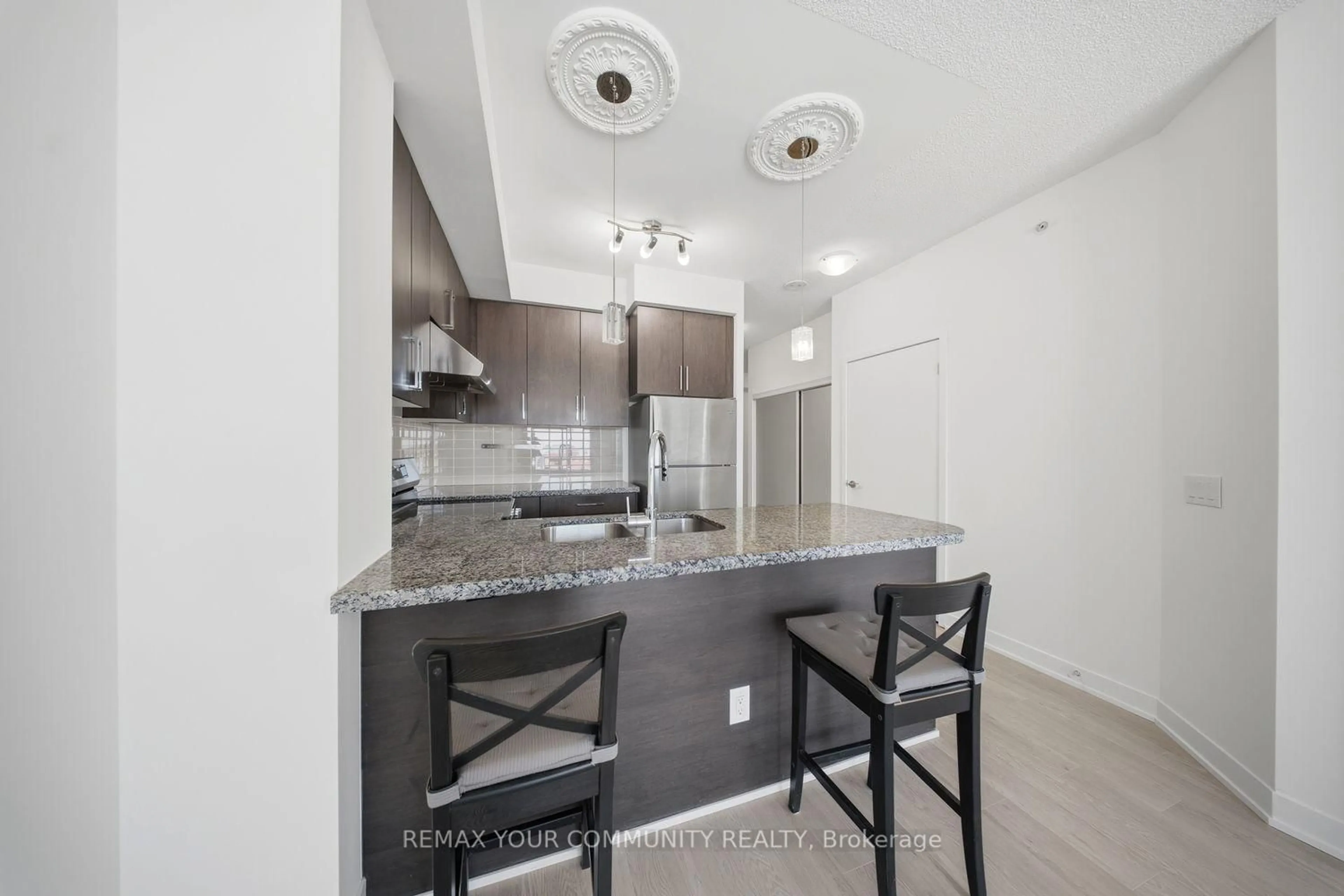 Standard kitchen, unknown for 840 Queens Plate Dr #510, Toronto Ontario M9W 0E7