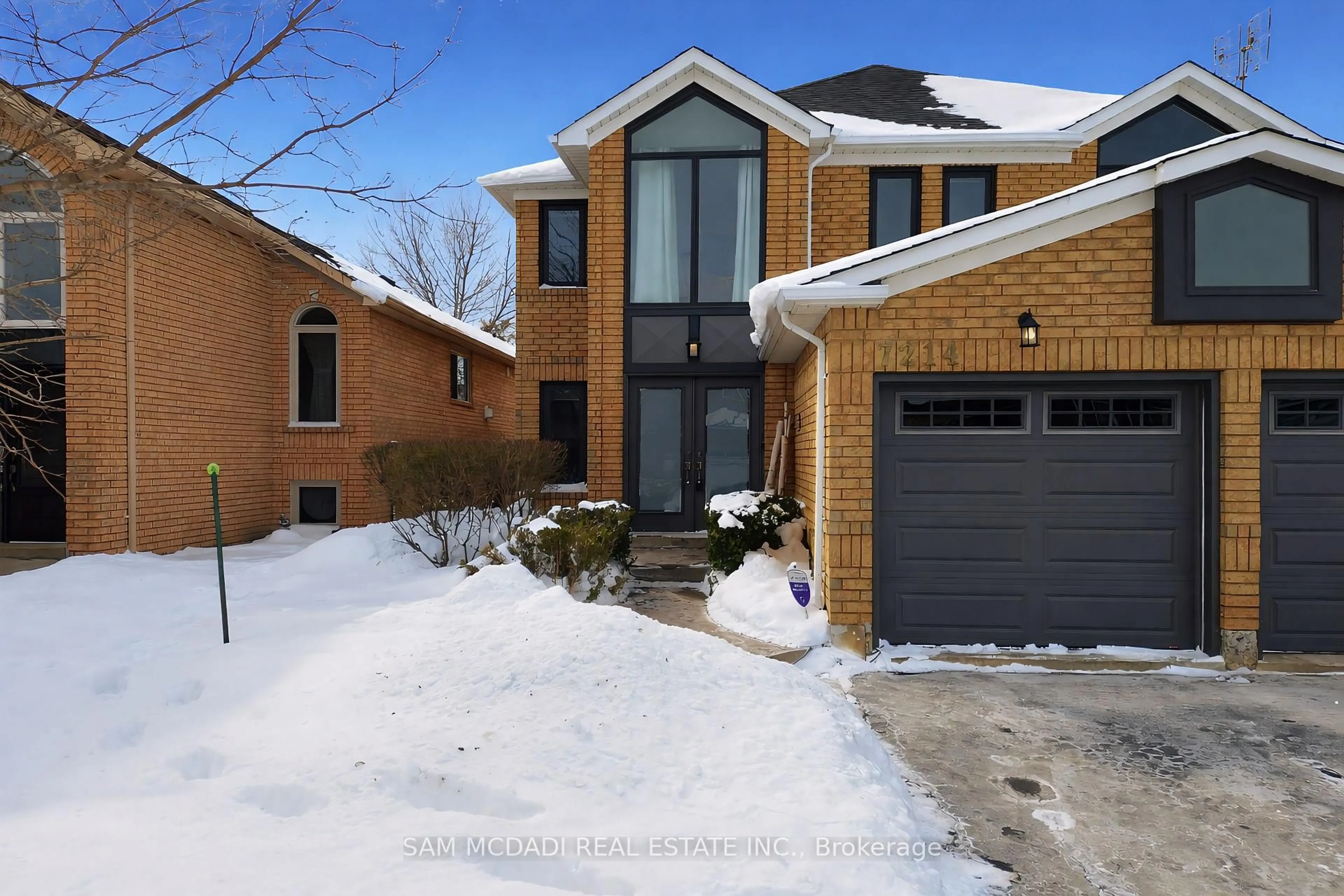 Home with brick exterior material, street for 7214 Terragar Blvd, Mississauga Ontario L5N 7M5