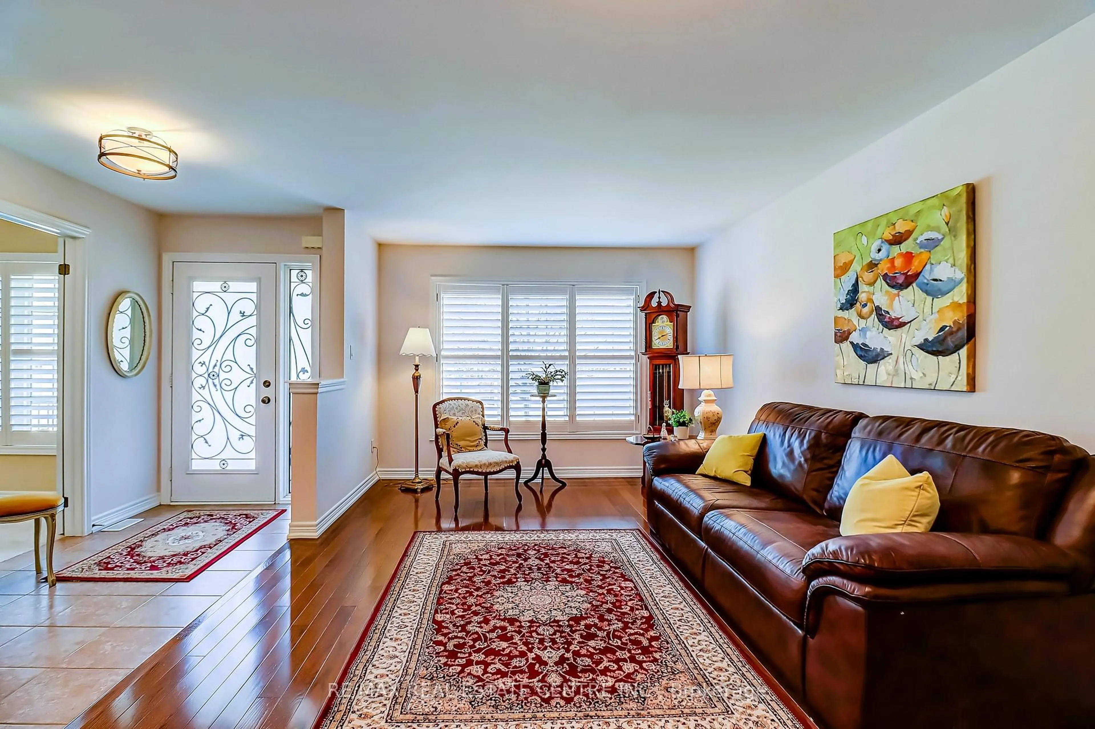 Living room with furniture, unknown for 40 Muzzo Dr, Brampton Ontario L6R 3W8