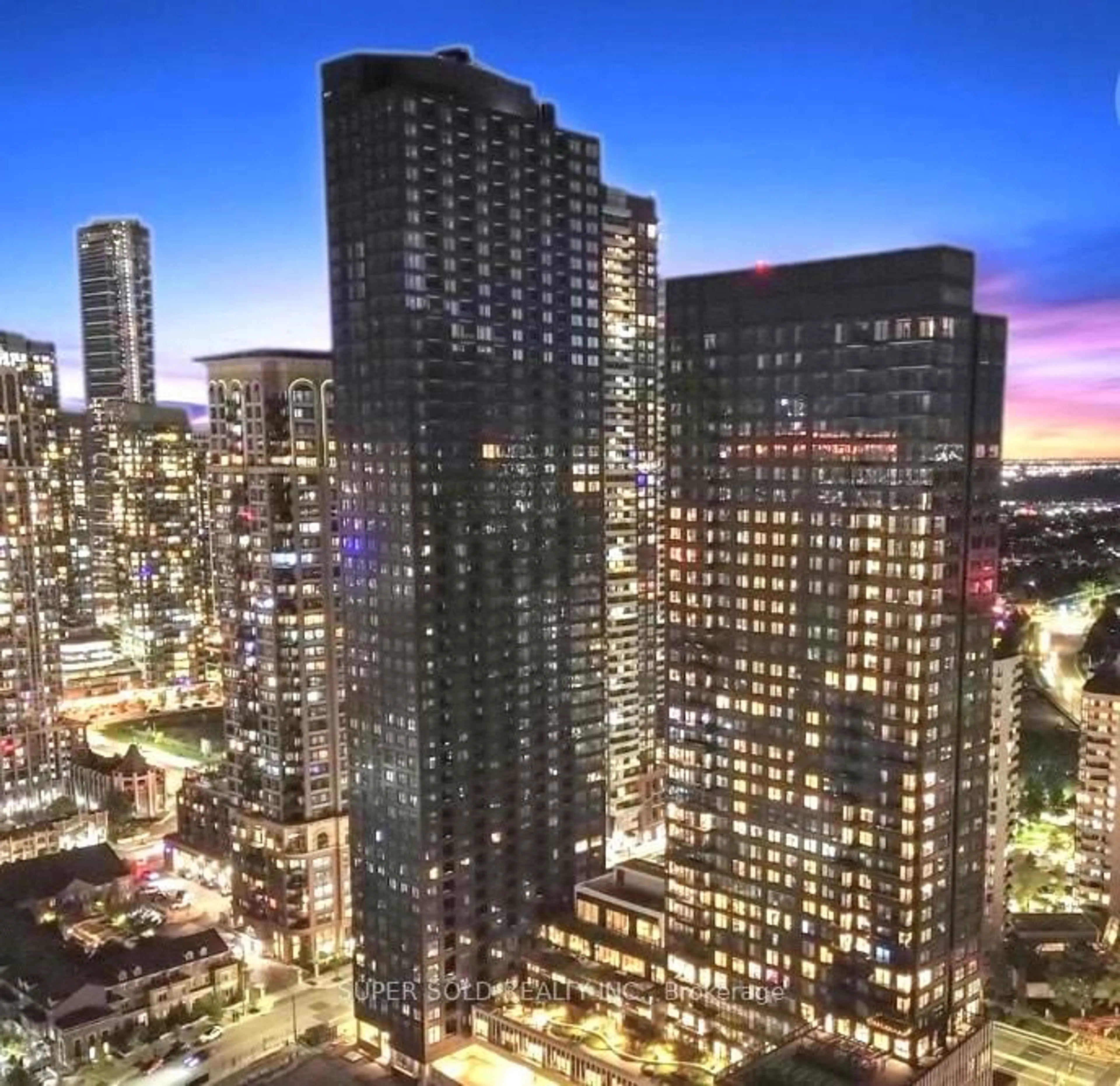 A pic from outside/outdoor area/front of a property/back of a property/a pic from drone, city buildings view from balcony for 395 Square One Dr #4604, Mississauga Ontario L5B 0P6