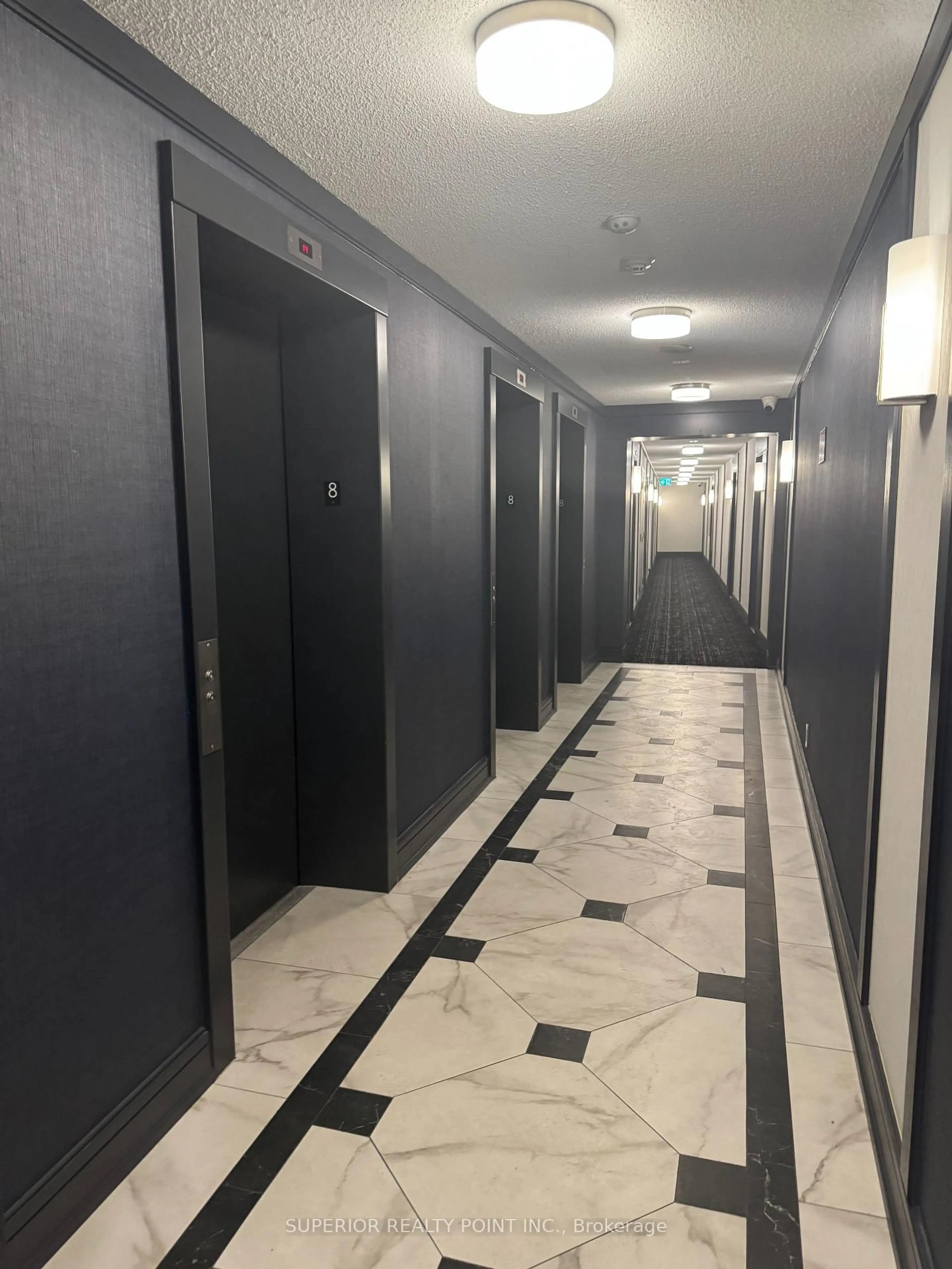 Indoor foyer for 1070 Sheppard Ave #809, Toronto Ontario M3J 0G8