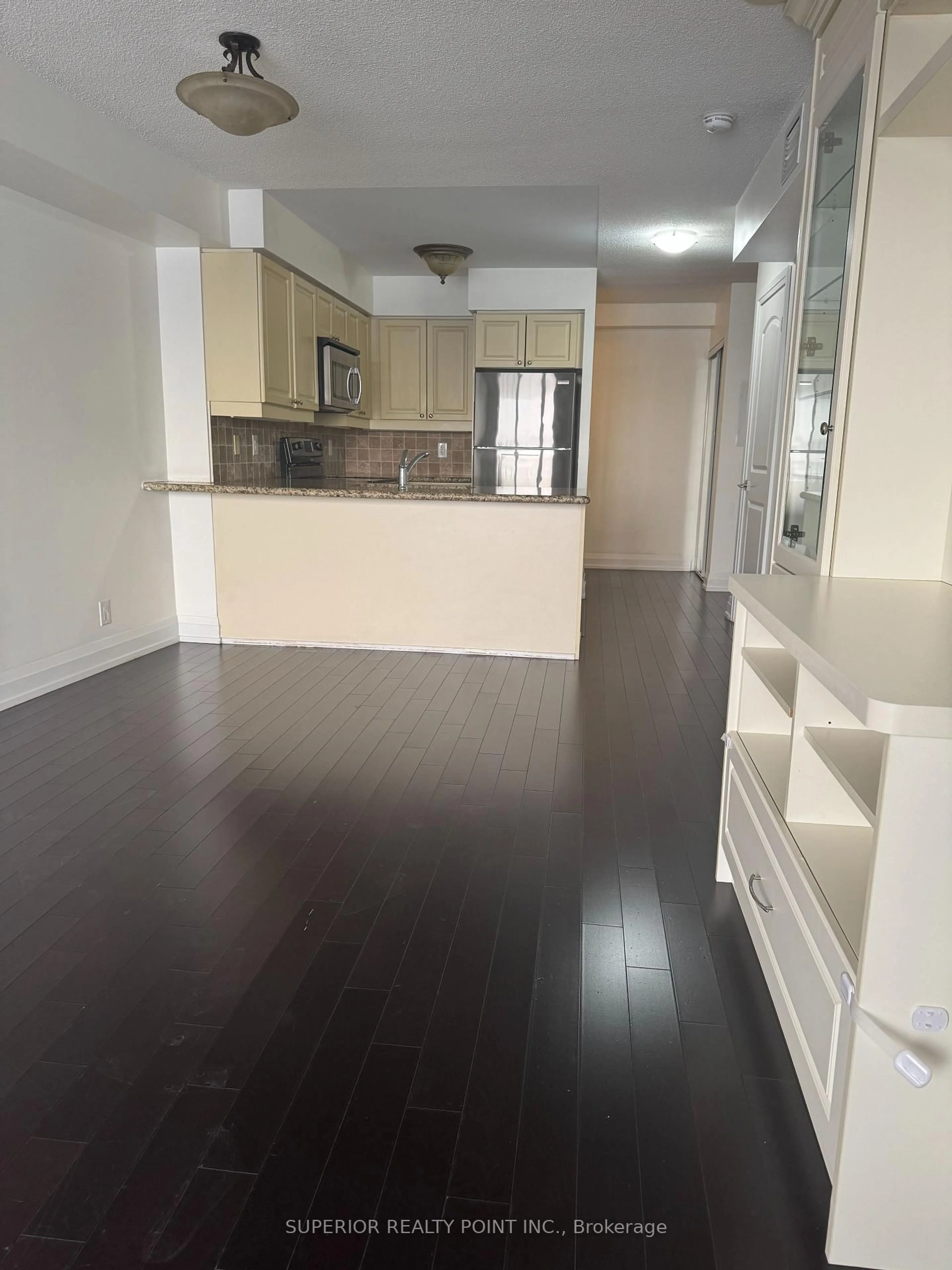 A pic of a room for 1070 Sheppard Ave #809, Toronto Ontario M3J 0G8