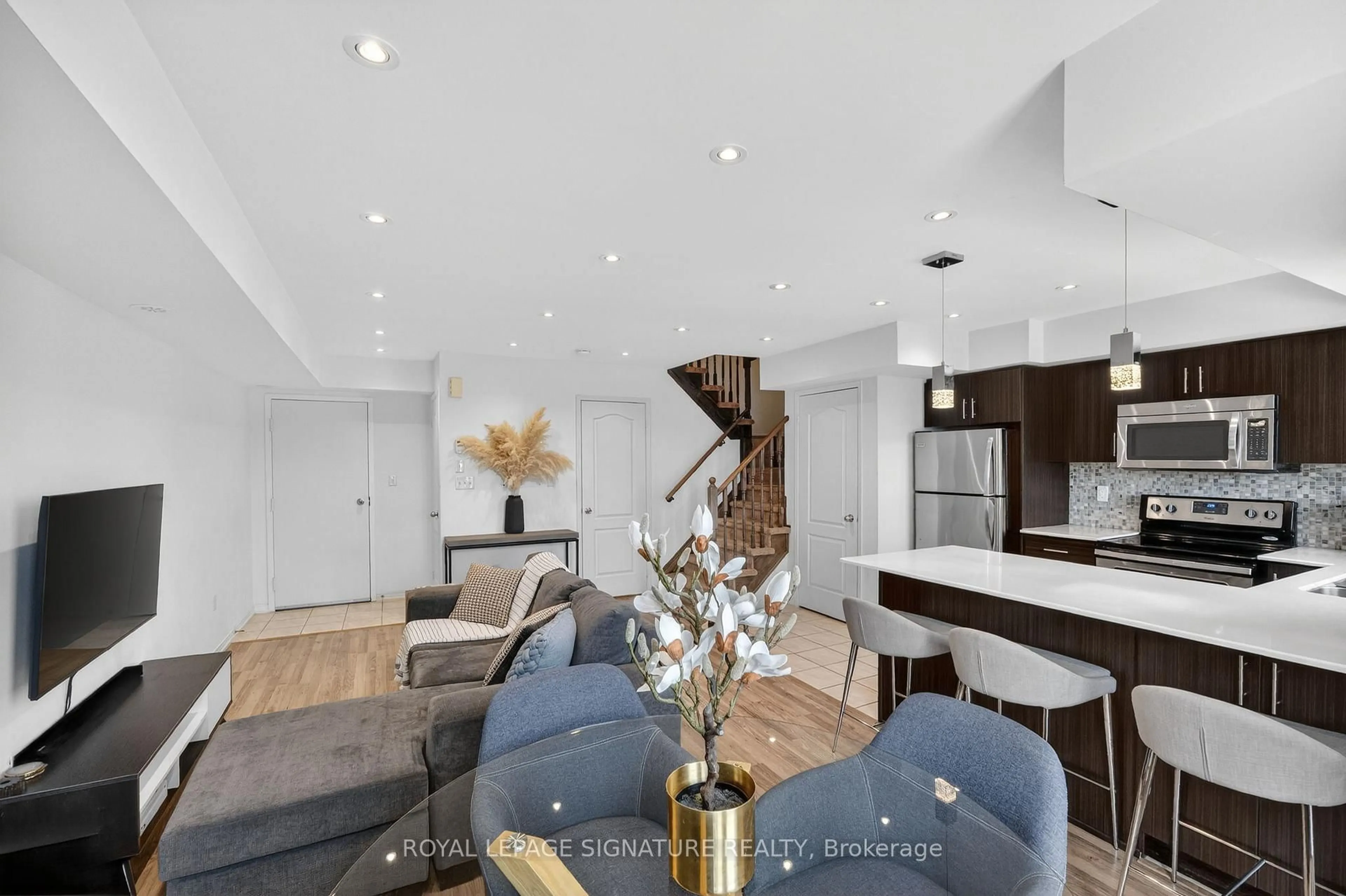 Open concept kitchen, unknown for 2508 Post Rd #24, Oakville Ontario L6H 0G6