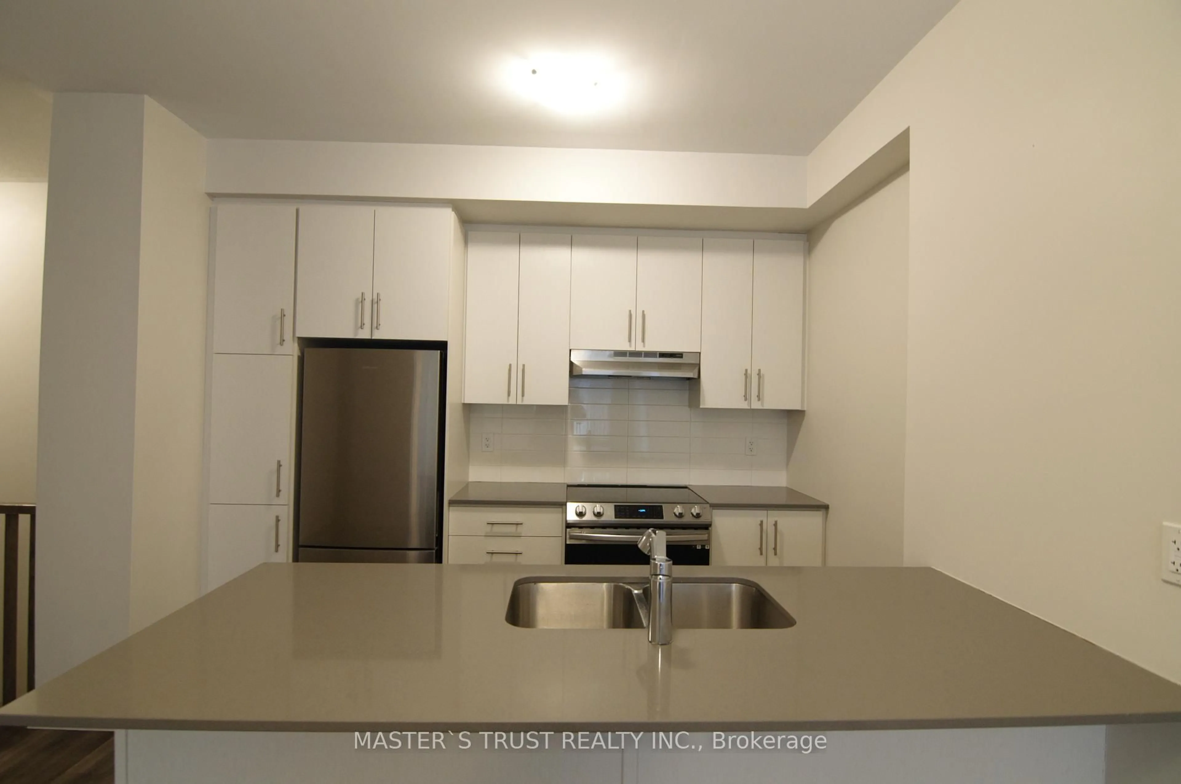 Standard kitchen, unknown for 10 Lloyed Janes Lane #200, Toronto Ontario M8V 0J6