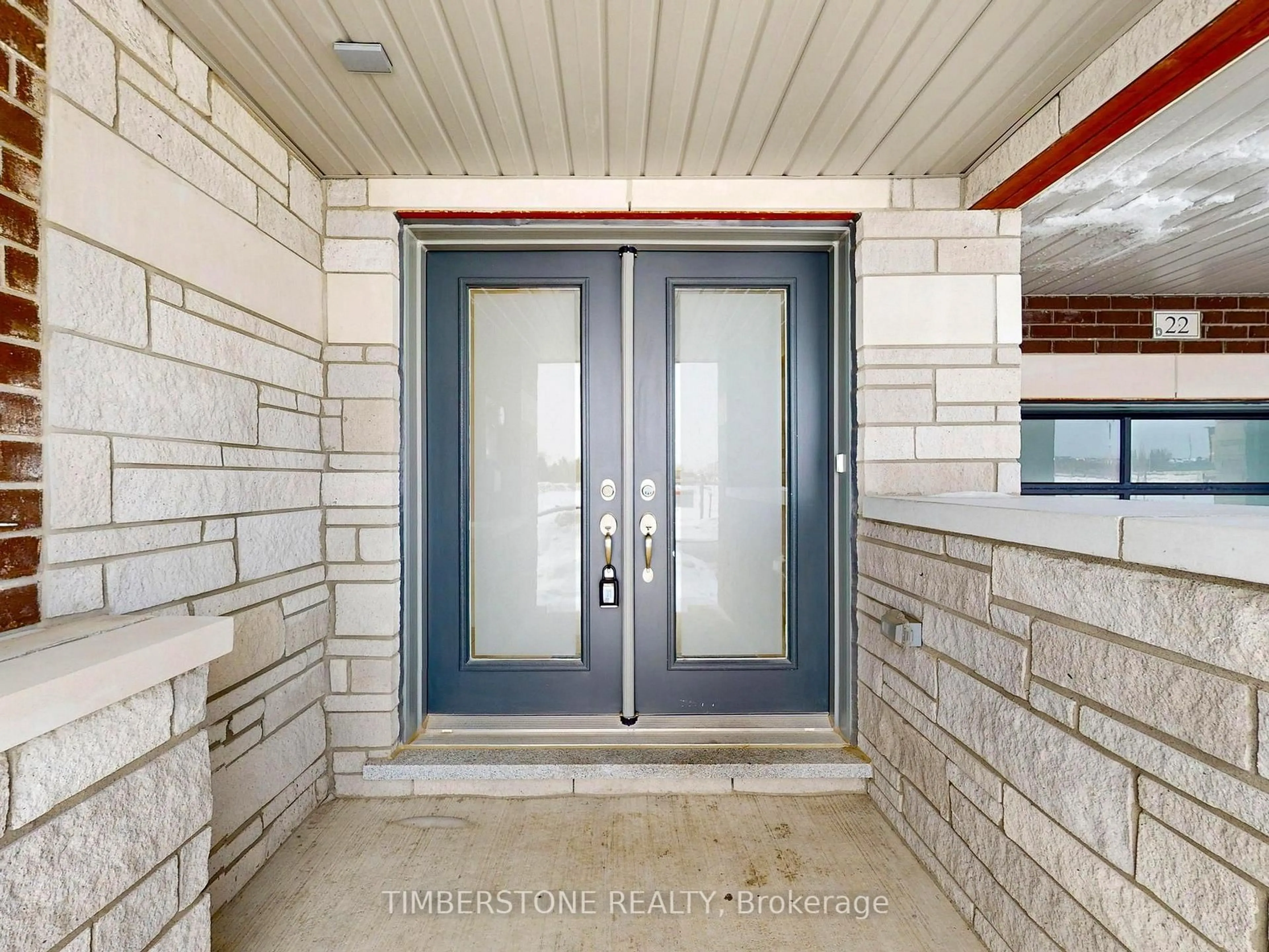 Indoor entryway for 22 Monreau Dr, Brampton Ontario L7A 5M1