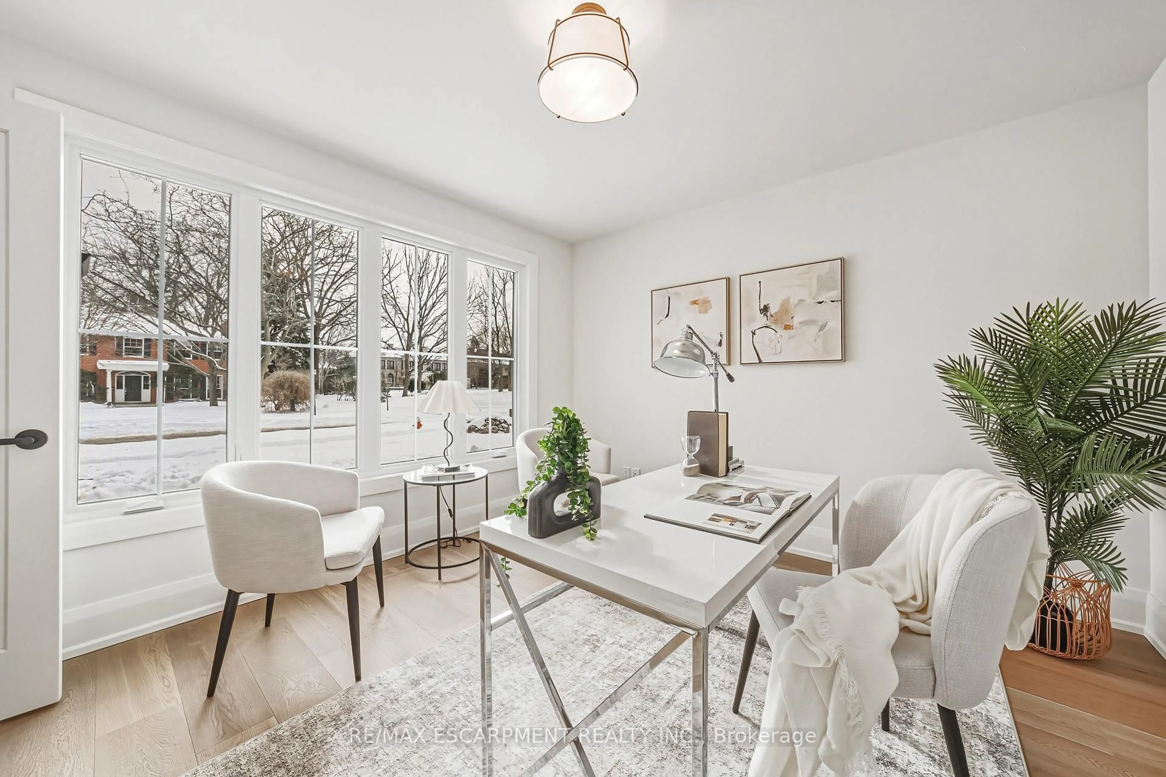 Dining room, unknown for 251 Glen Afton Dr, Burlington Ontario L7L 1G8