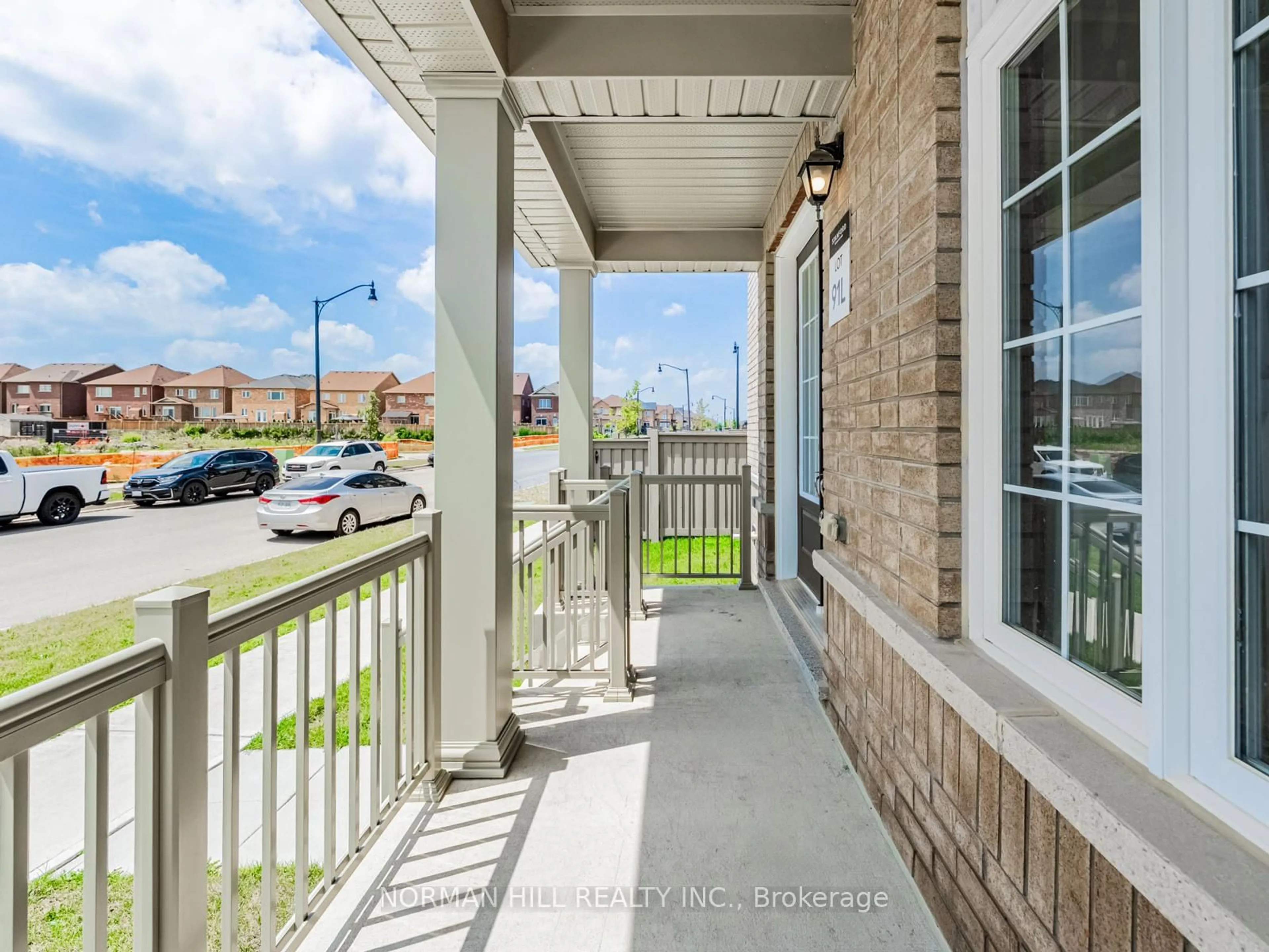 Unknown for 333 Robert Parkinson Dr, Brampton Ontario L7A 4W5