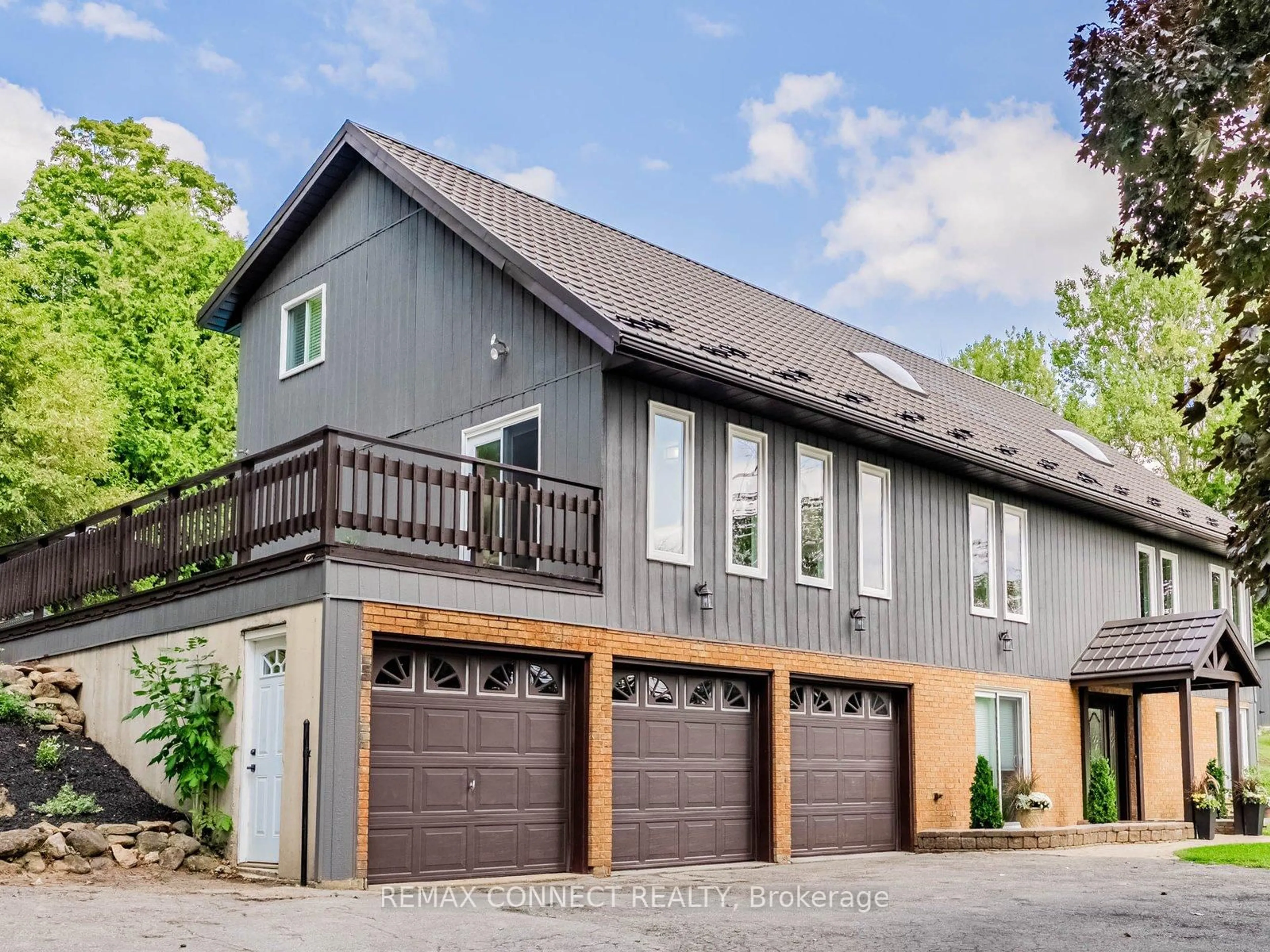 Unknown for 11215 Amos Dr, Milton Ontario L0P 1B0