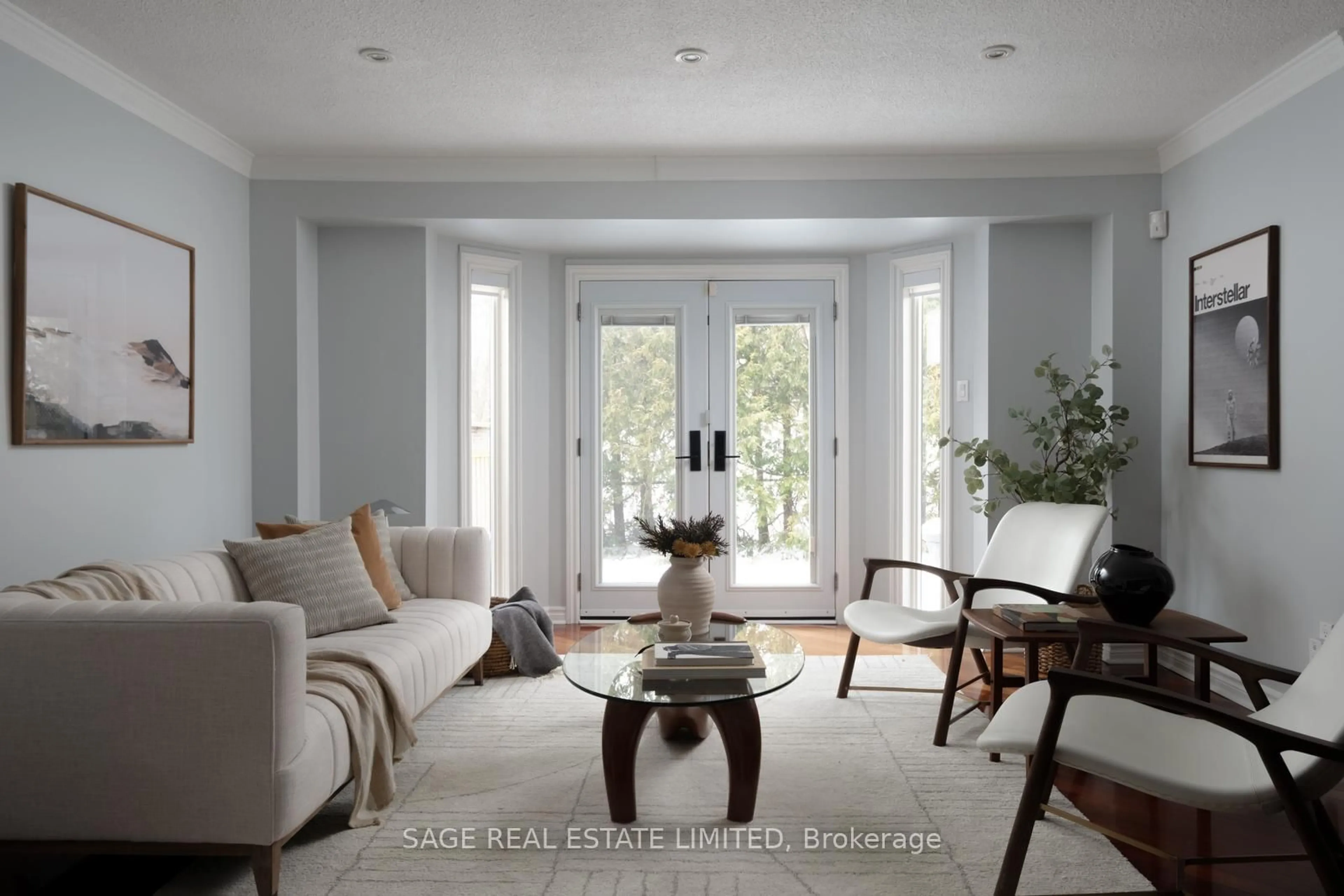 Living room with furniture, unknown for 2929 Redbud Ave, Oakville Ontario L6J 7J4