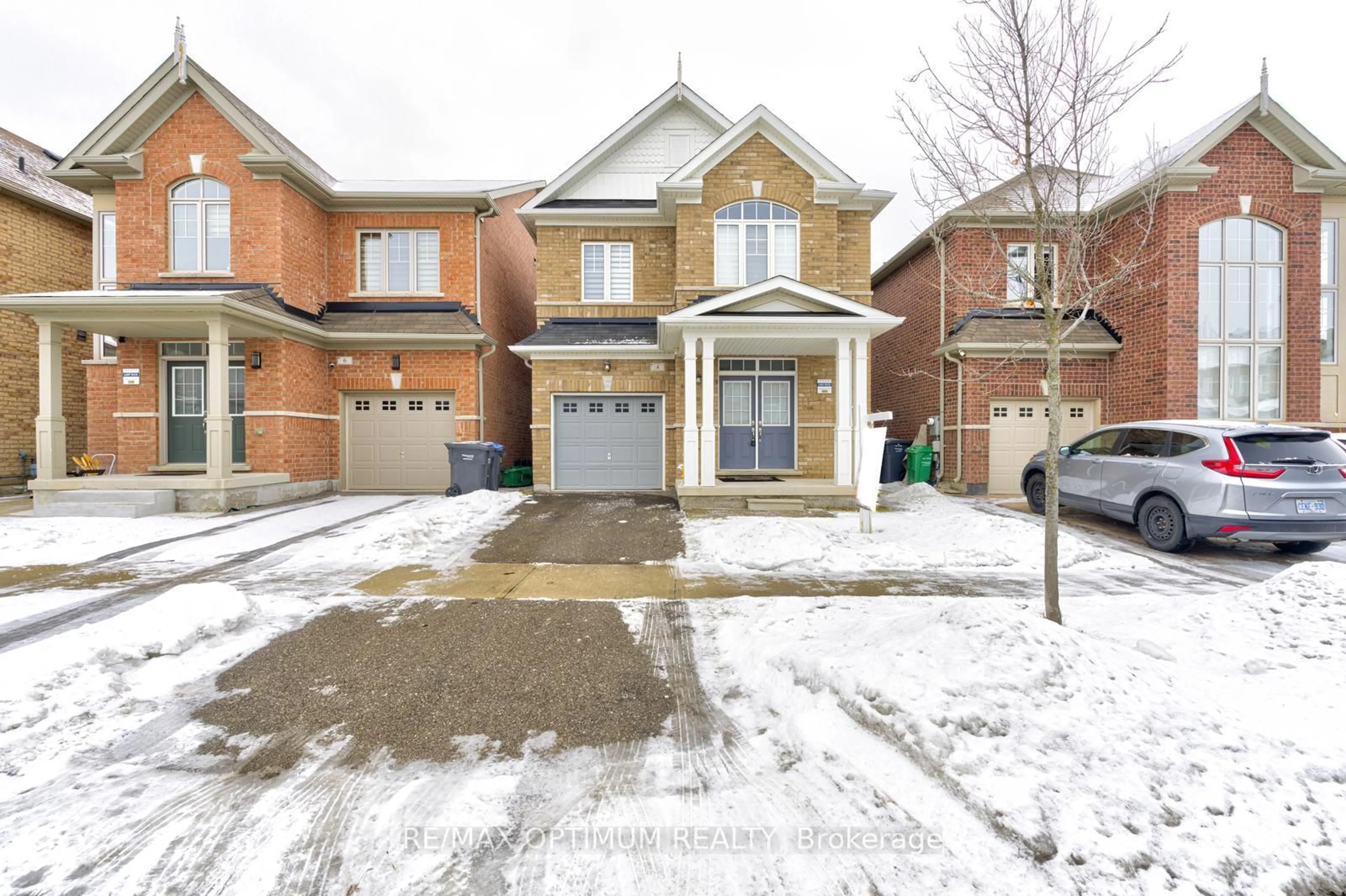 Home with brick exterior material, street for 4 Humberstone Cres, Brampton Ontario L7A 4C4