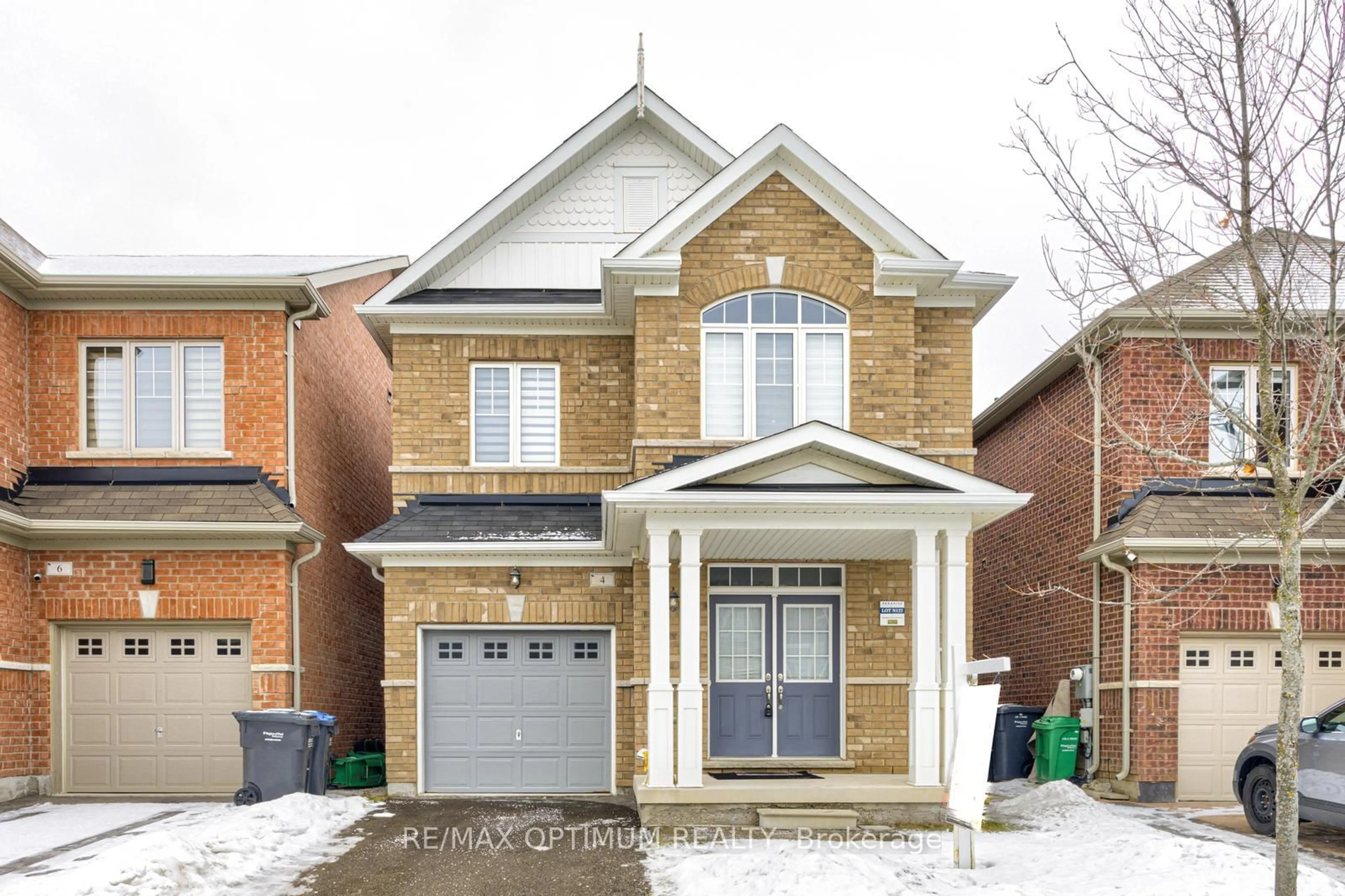 Home with brick exterior material, street for 4 Humberstone Cres, Brampton Ontario L7A 4C4