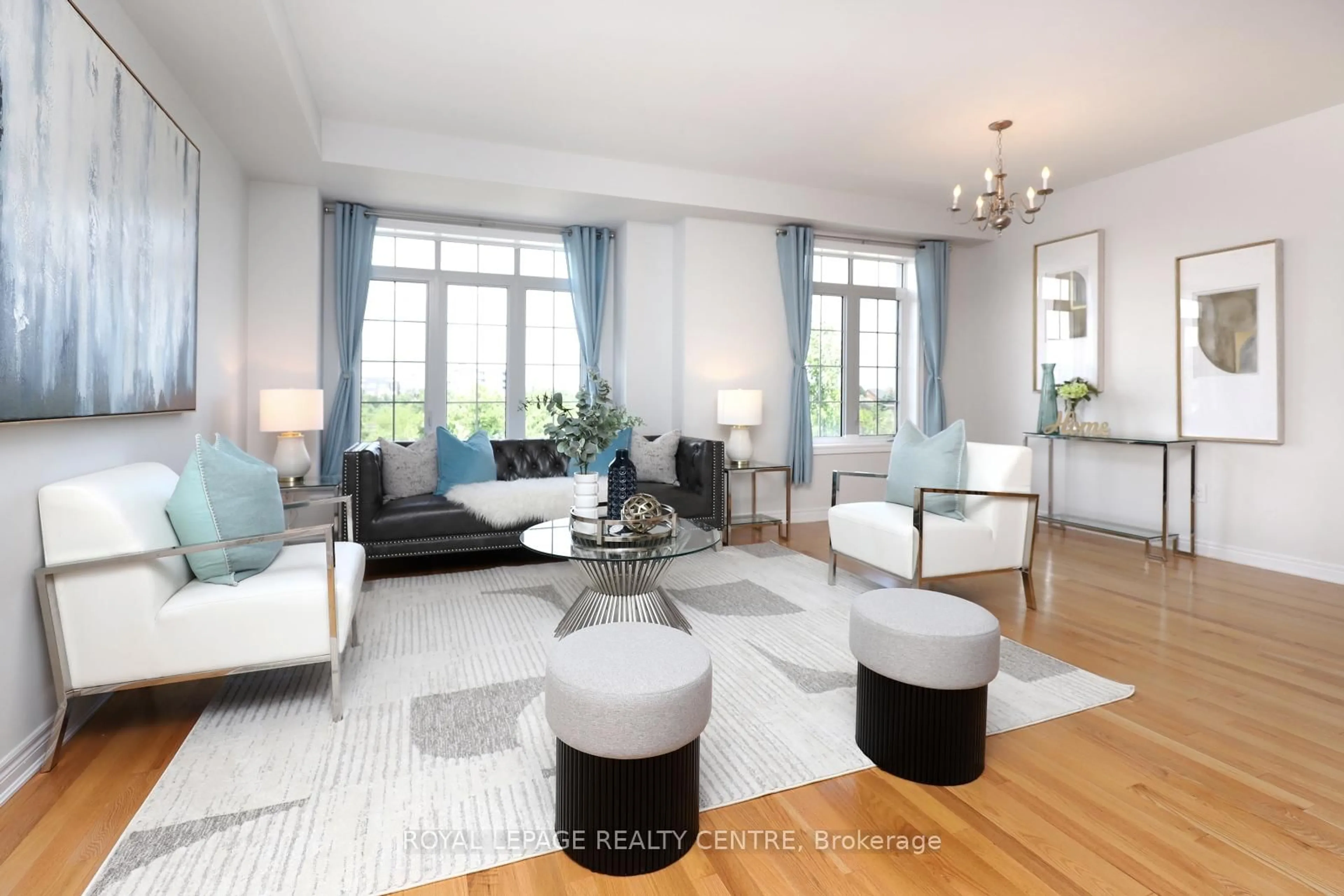 Living room with furniture, unknown for 3020 George Savage Ave, Oakville Ontario L6M 0Z1