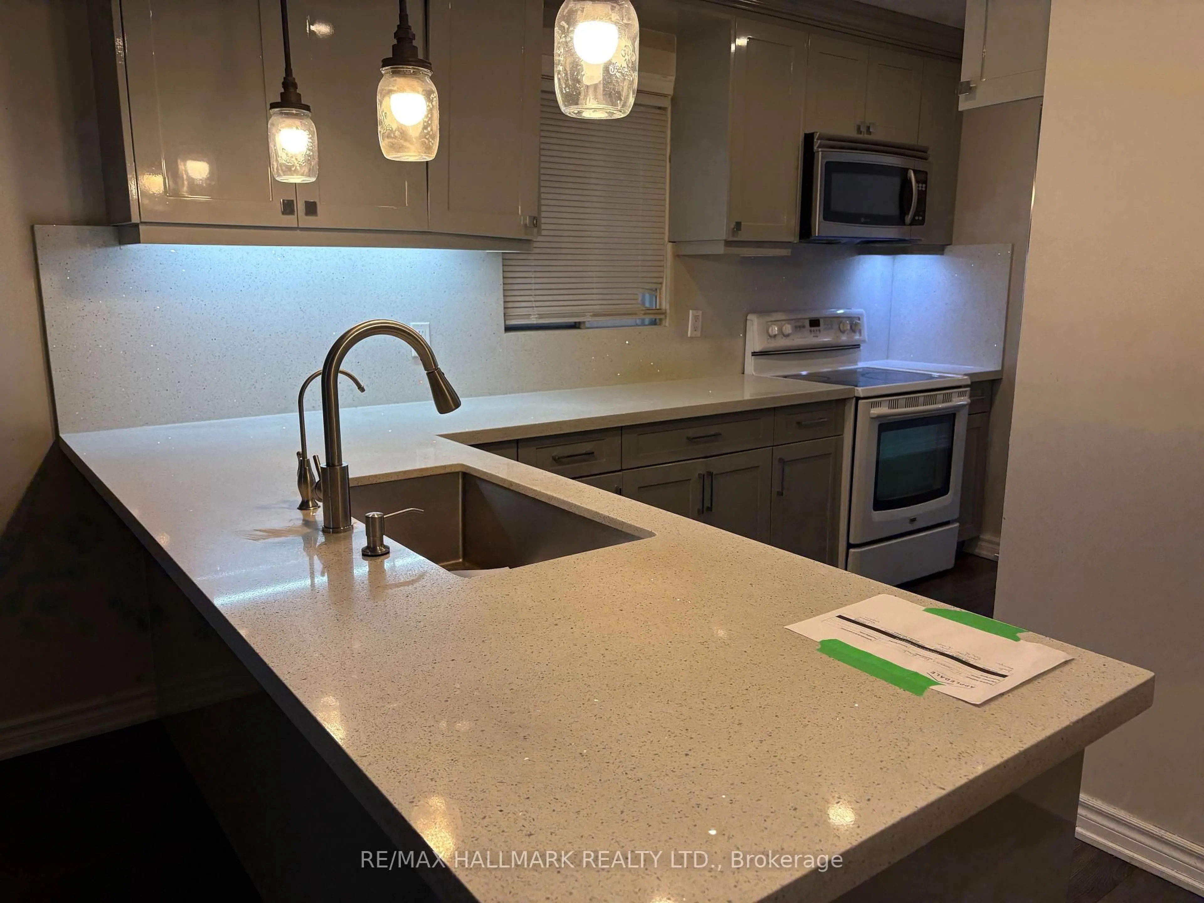 Open concept kitchen, unknown for 4 Simmons Blvd, Brampton Ontario L6V 3V5