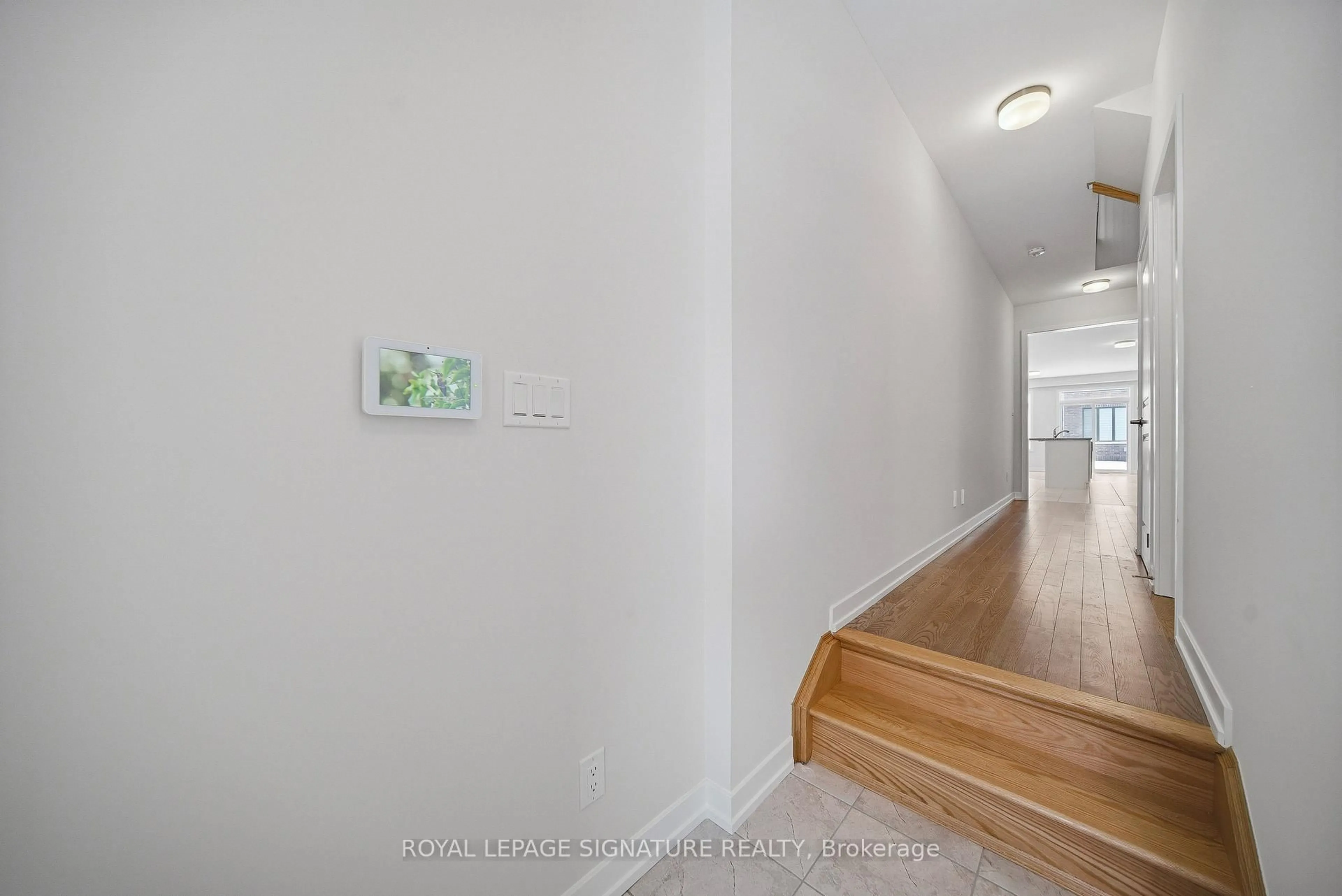 Unknown for 1201 Dartmouth Cres, Oakville Ontario L6H 8C3