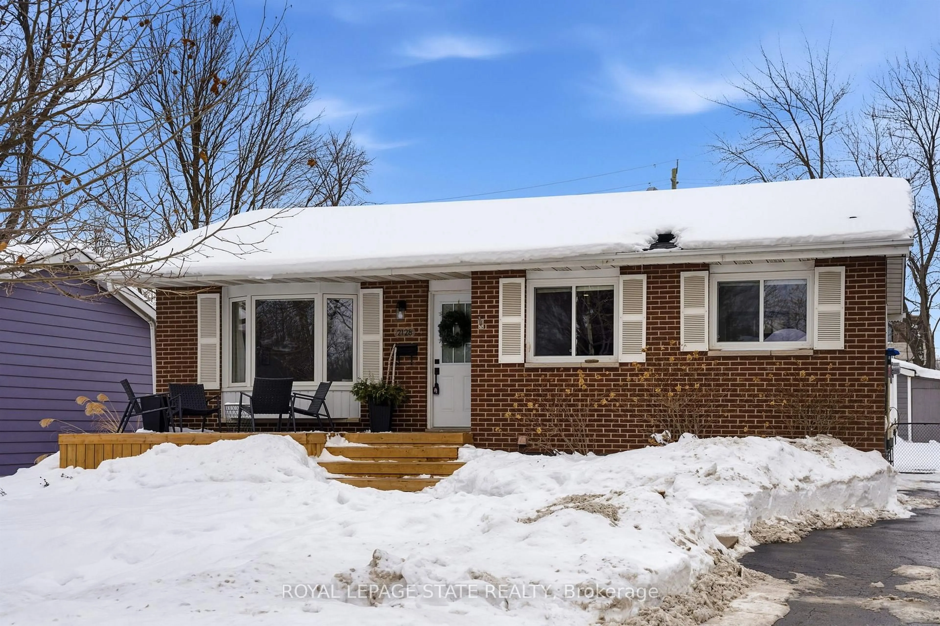 Home with brick exterior material, street for 2128 Falmouth Terr, Burlington Ontario L7P 1X9