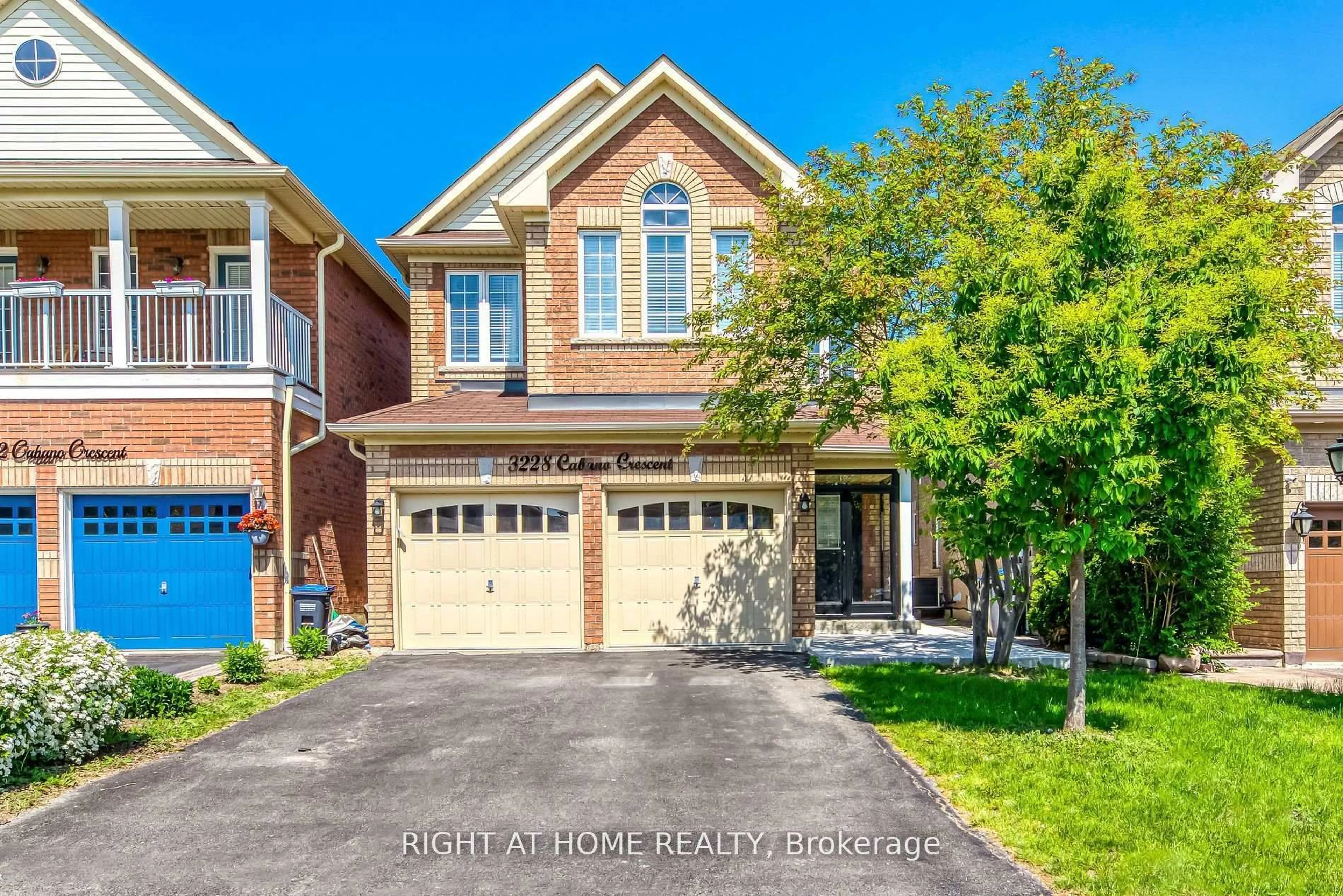 Home with brick exterior material, street for 3228 Cabano Cres, Mississauga Ontario L5M 0B9