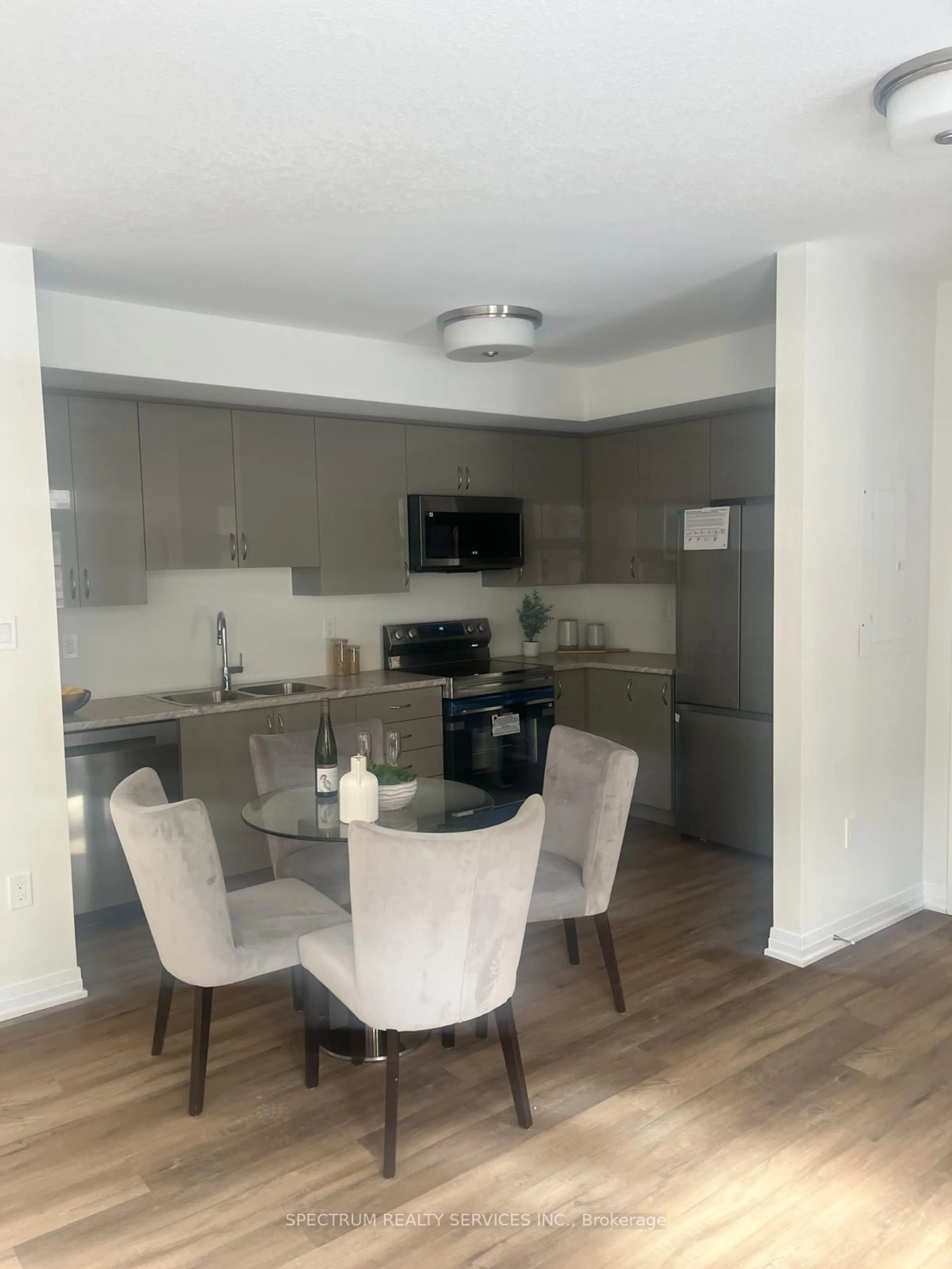 A pic of a room for 45 Fieldridge Cres #Lot 22, Brampton Ontario L6R 4G6