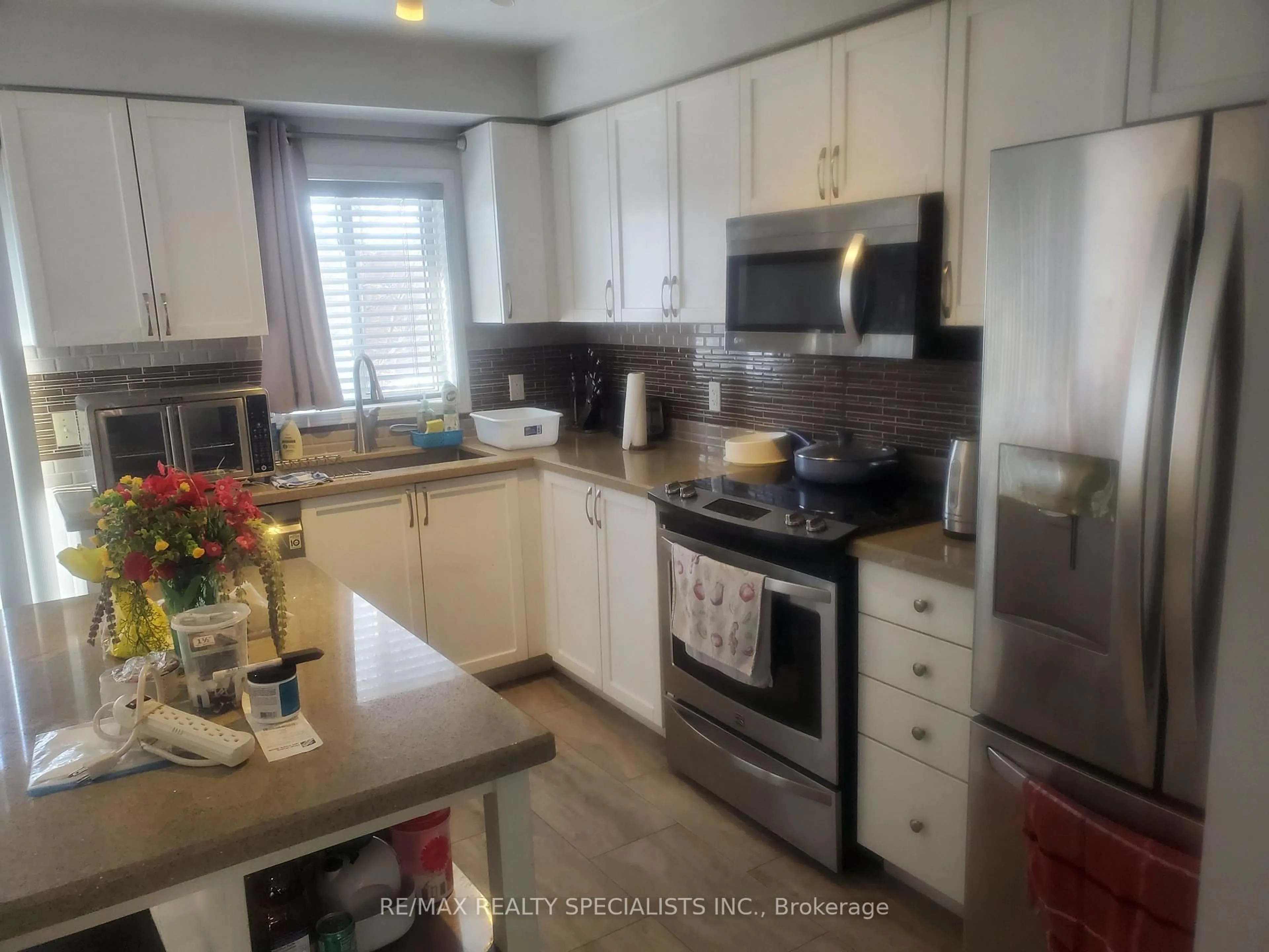 Unknown for 50 Strathaven Dr #62, Mississauga Ontario L5R 4E7