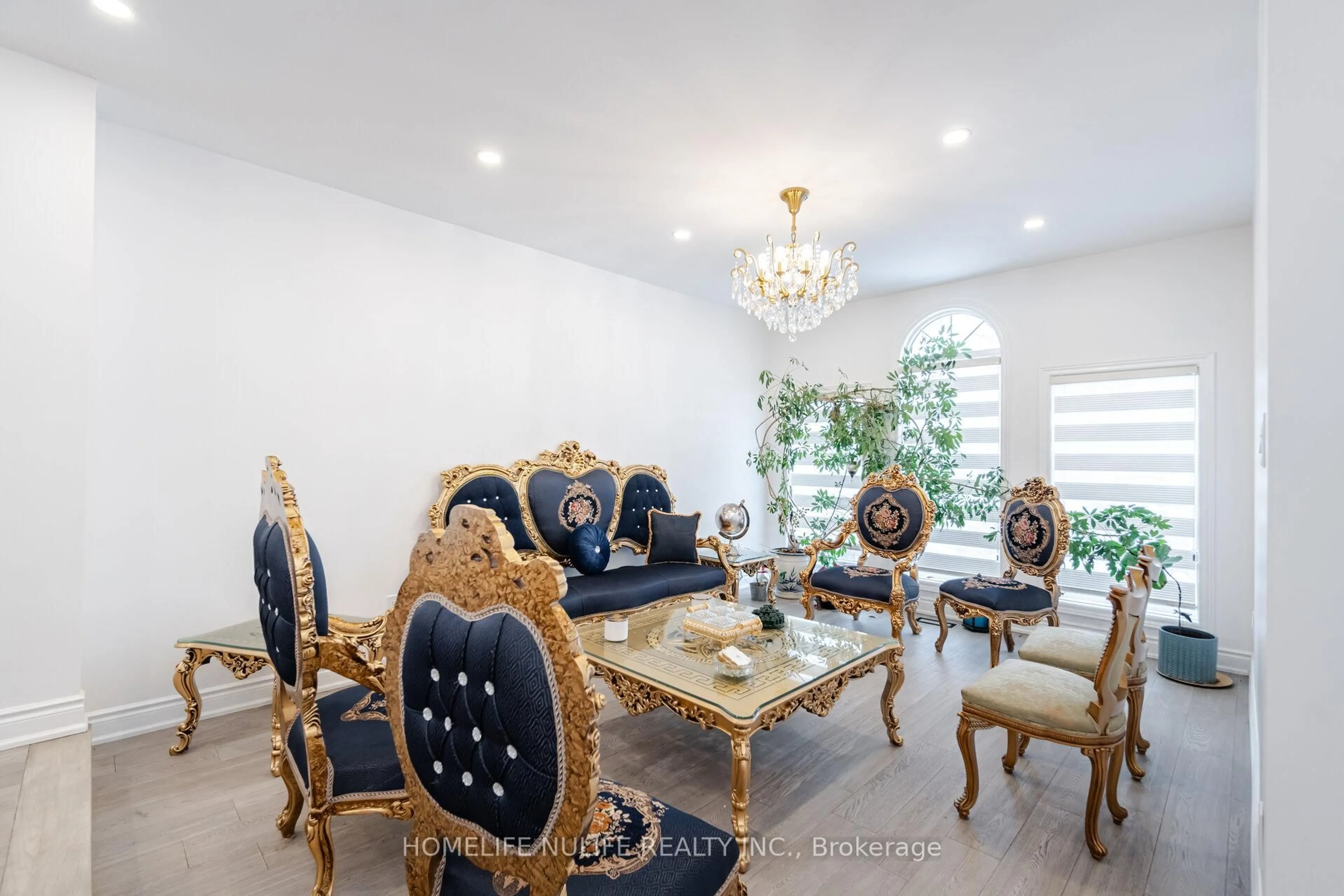 Dining room, unknown for 6150 Bankhead Crt, Mississauga Ontario L5V 1L9