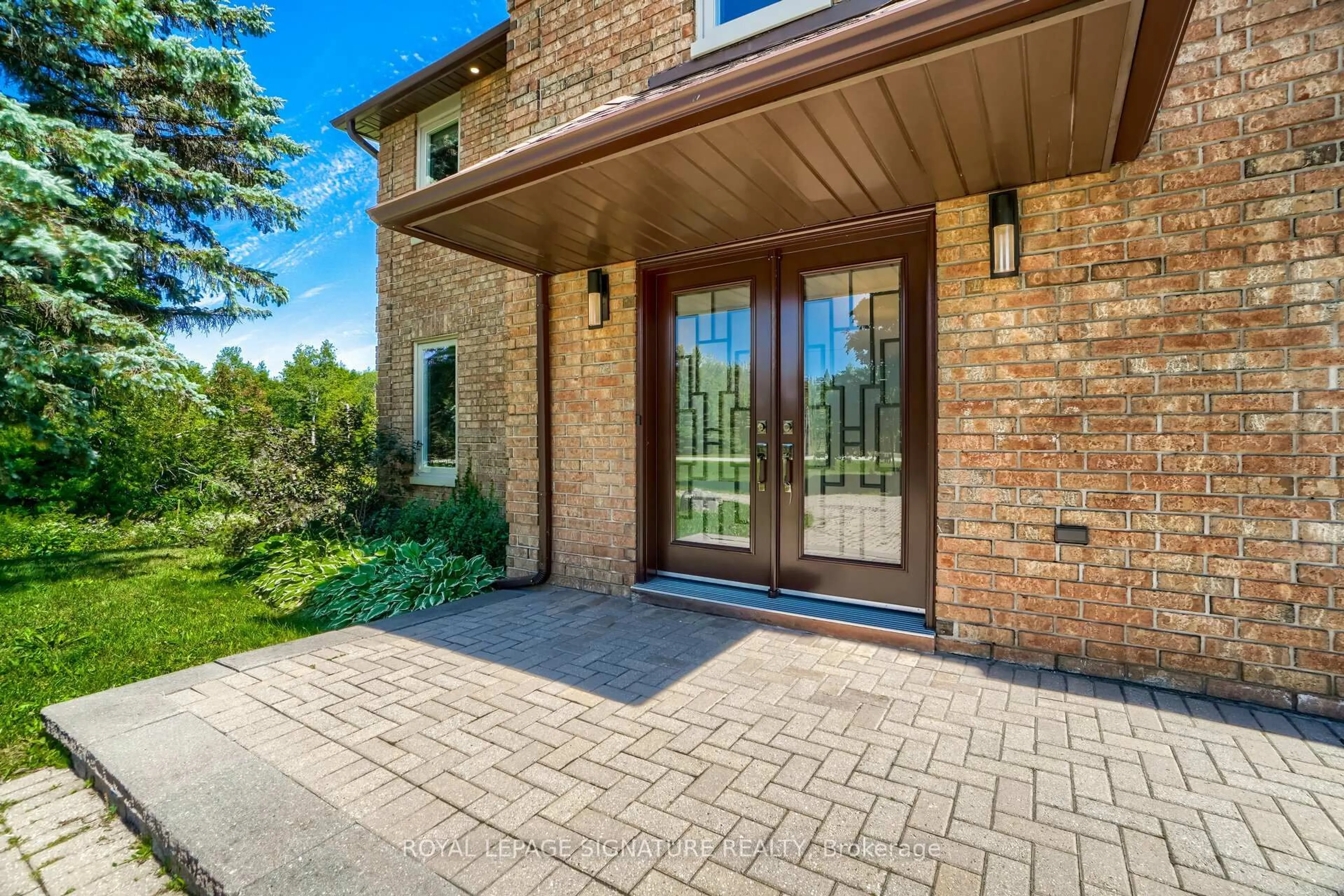 Home with brick exterior material, street for 9 Elite Rd, Caledon Ontario L7K 0L2