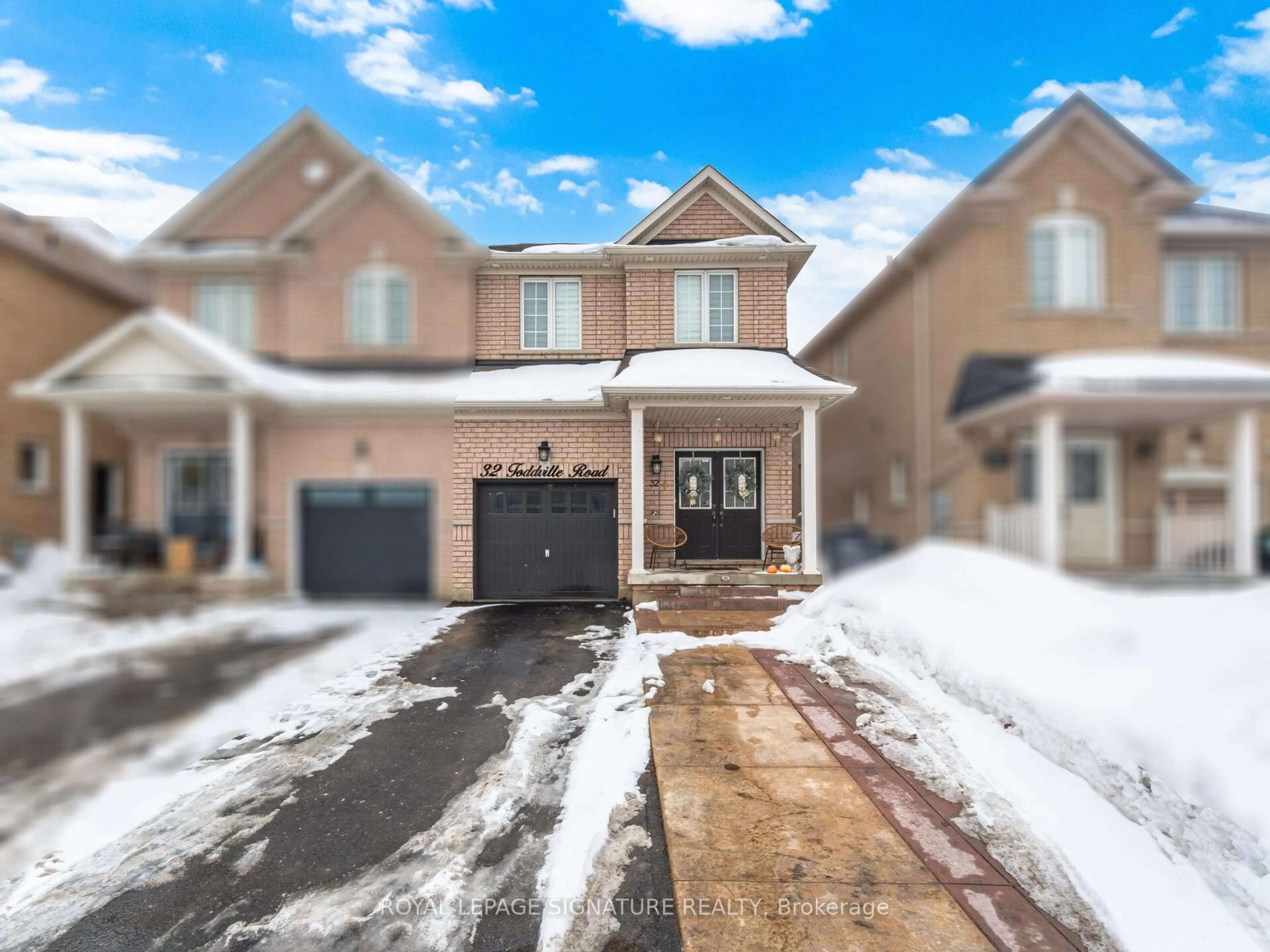 Home with brick exterior material, street for 32 Toddville Rd, Brampton Ontario L6P 3A3