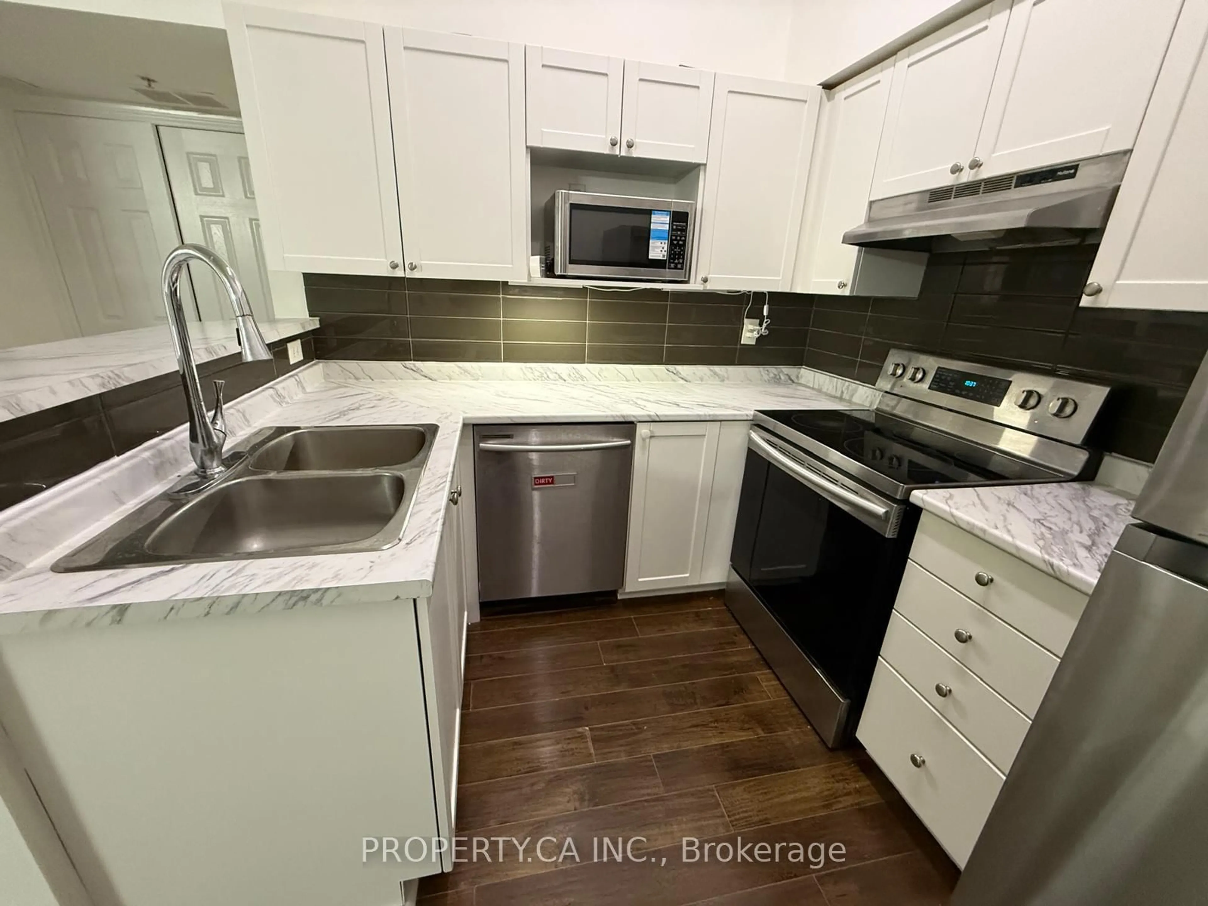 Standard kitchen, unknown for 1460 Bishops Gate #406, Oakville Ontario L6M 4N5