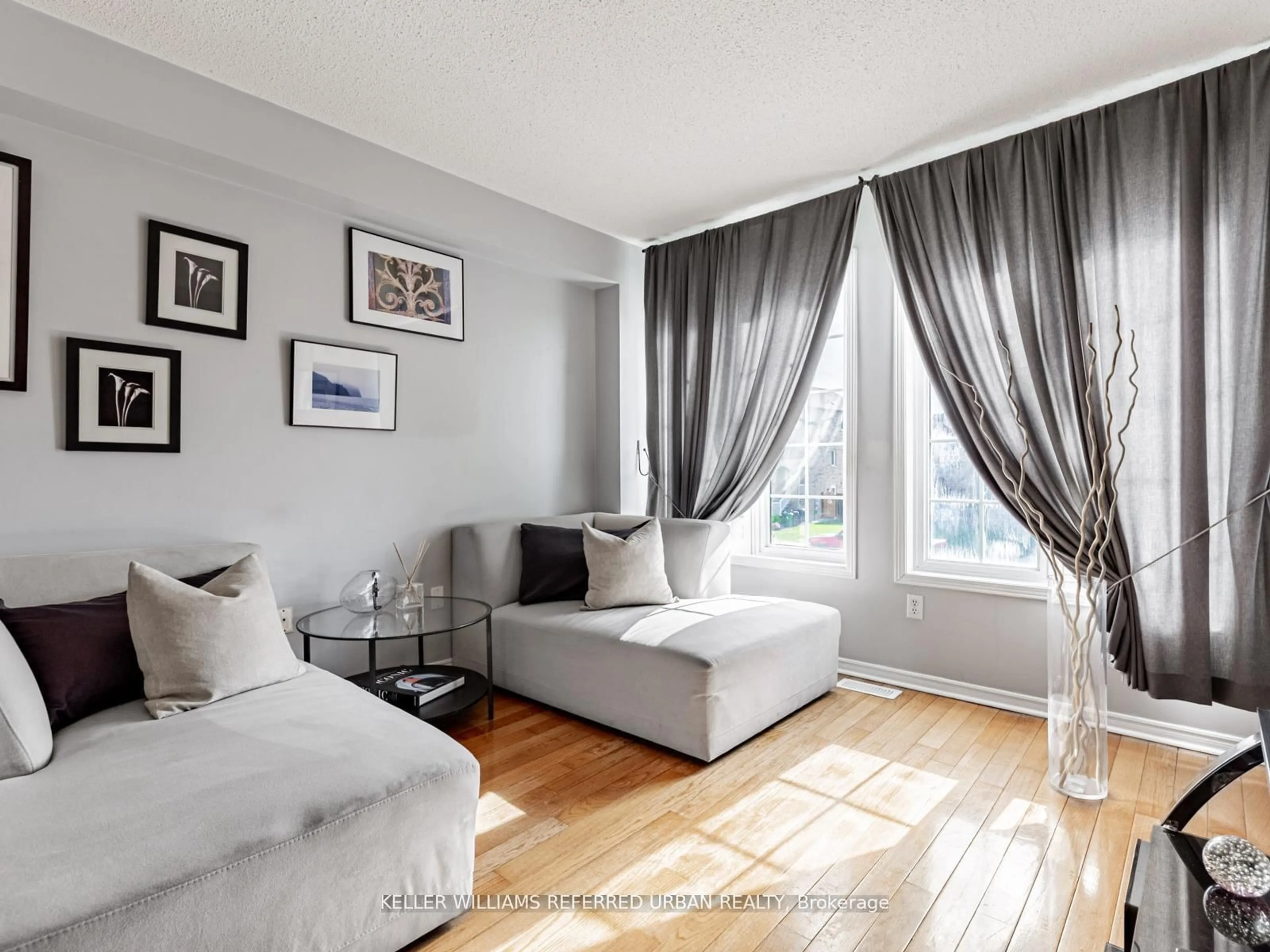 Living room with furniture, unknown for 219 Touchstone Dr, Toronto Ontario M6M 5J9