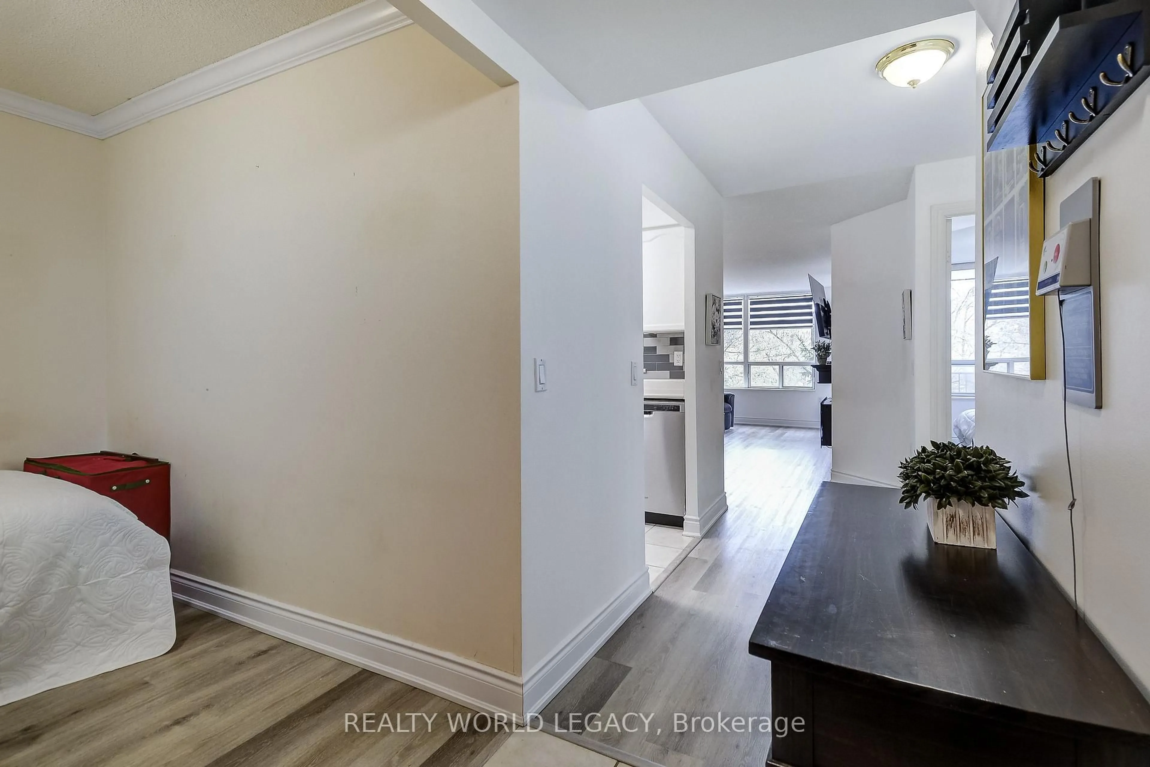 Unknown for 100 Burloak Dr #1409, Burlington Ontario L7L 6P6