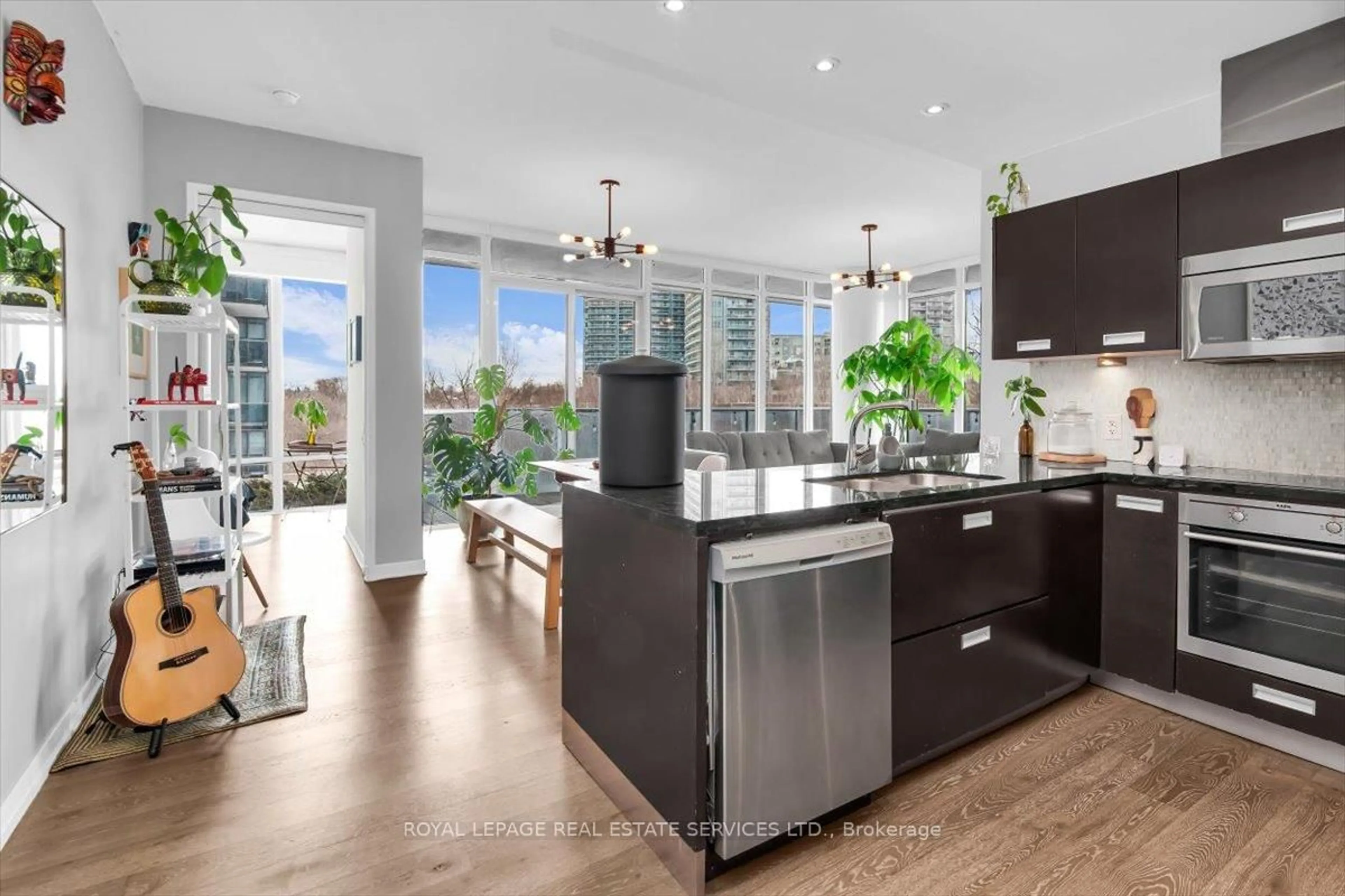 Open concept kitchen, unknown for 90 Park Lawn Rd #316, Toronto Ontario M8Y 0B6