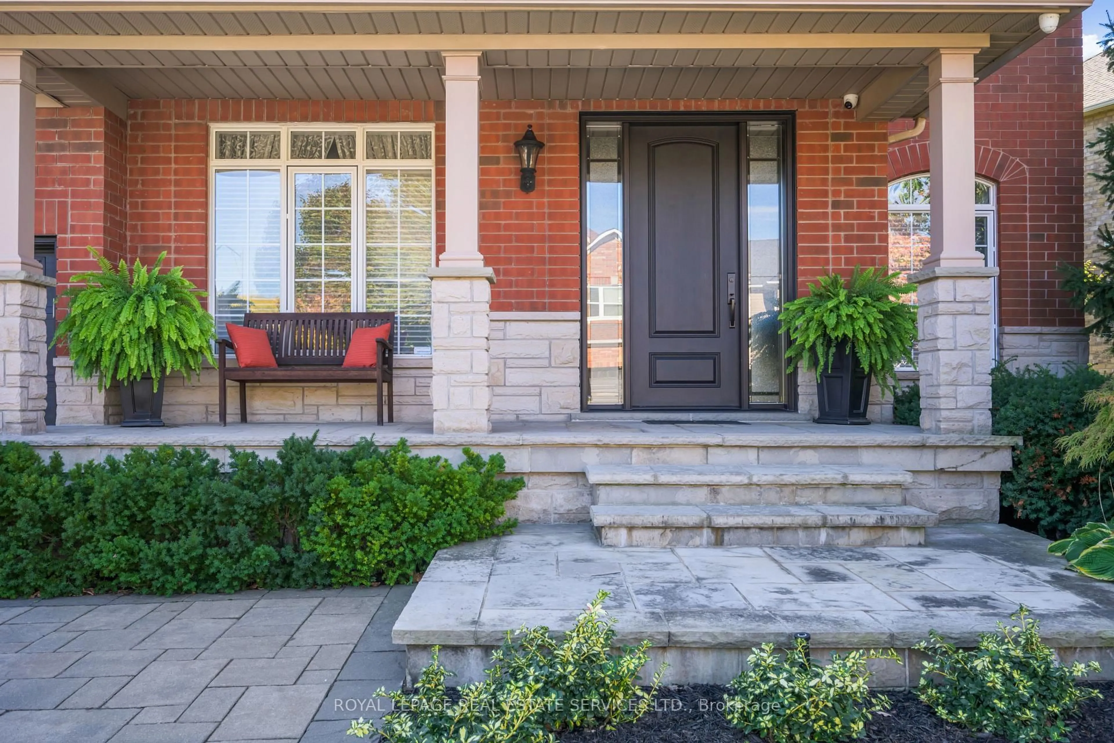 Home with brick exterior material, street for 2530 Hemmford Dr, Oakville Ontario L6M 4R7