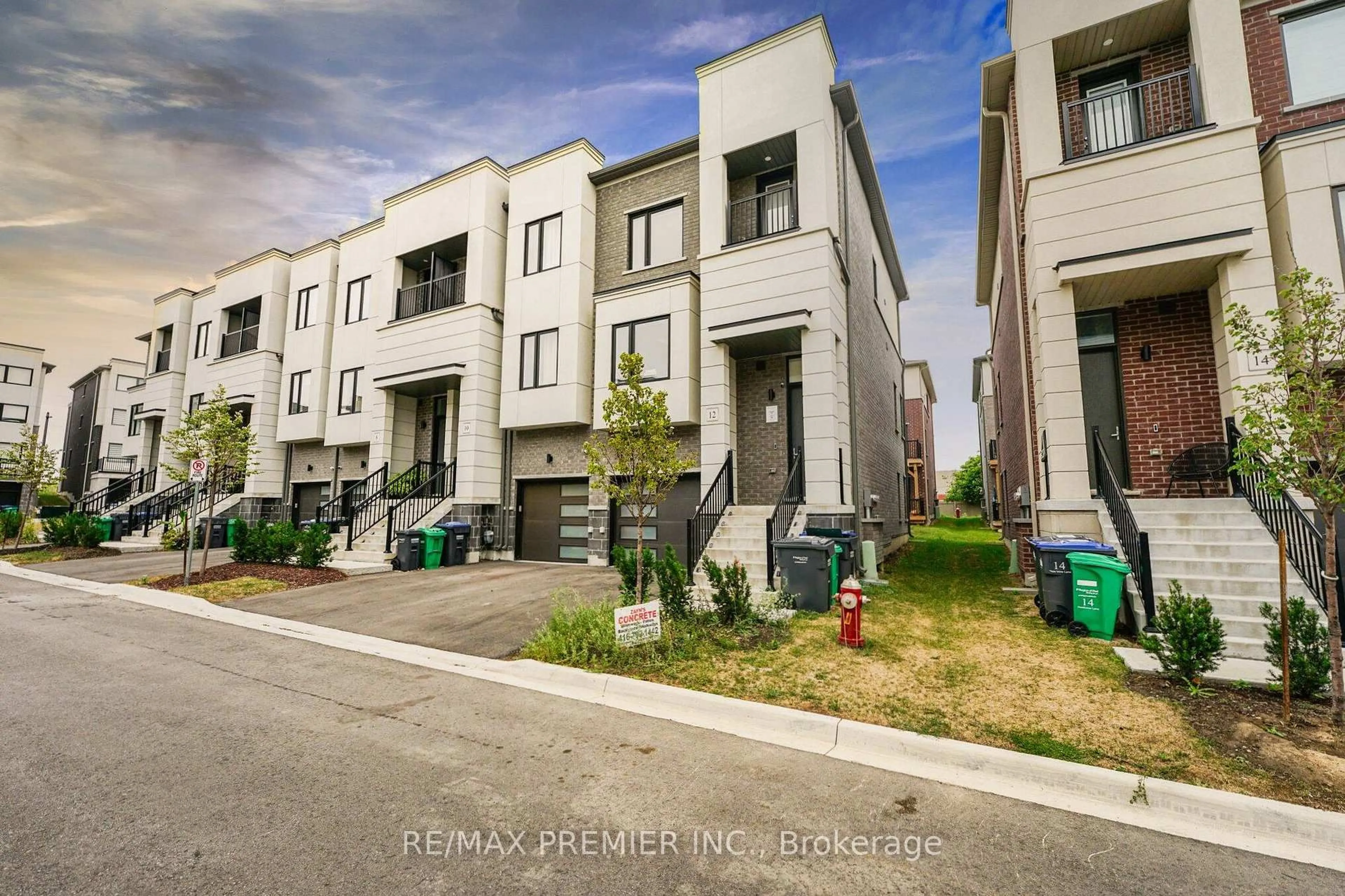 Unknown for 12 Heathrow Lane, Caledon Ontario L7E 4M4