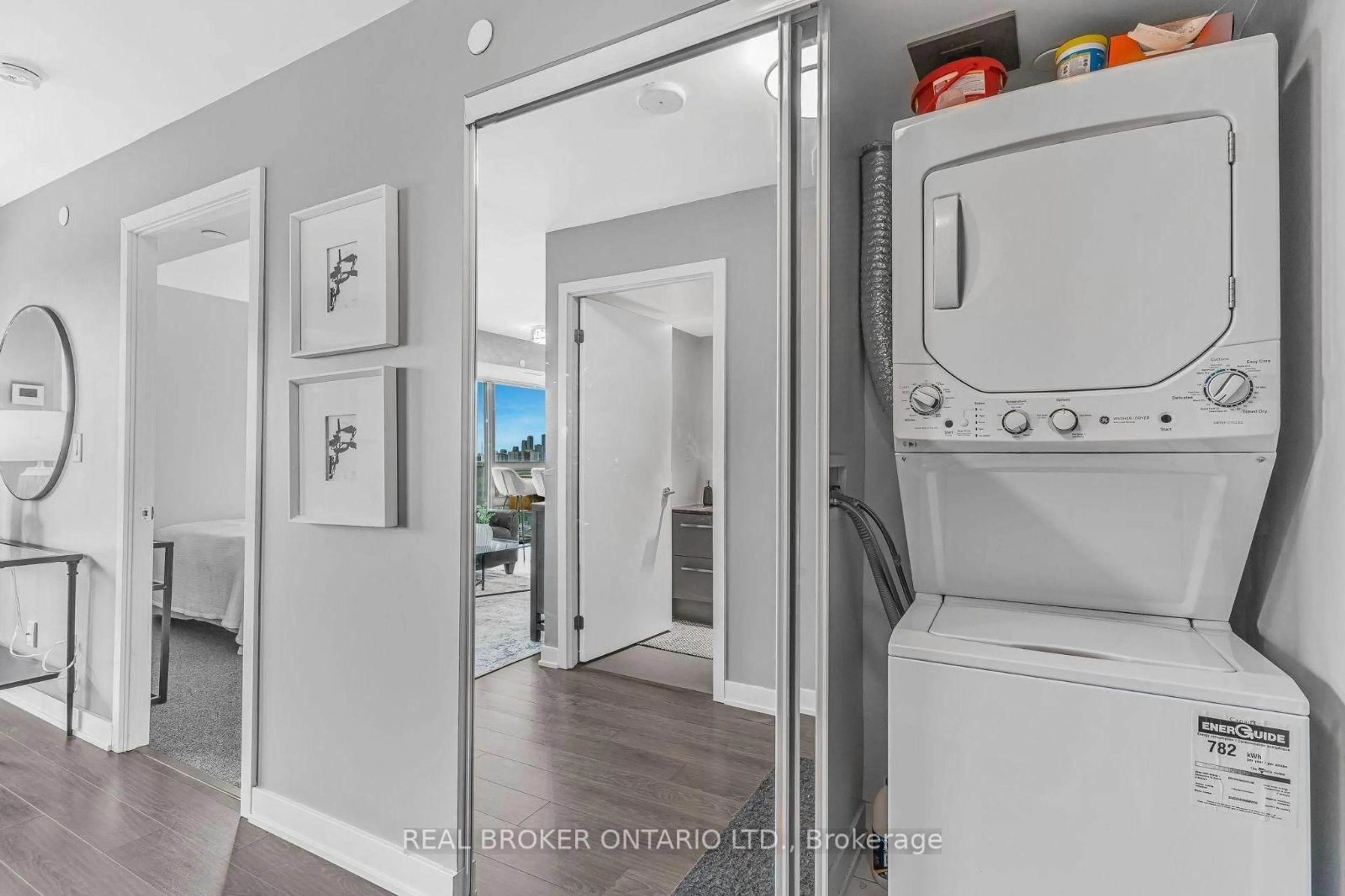 Unknown for 160 Flemington Rd #1304, Toronto Ontario M6A 0A9