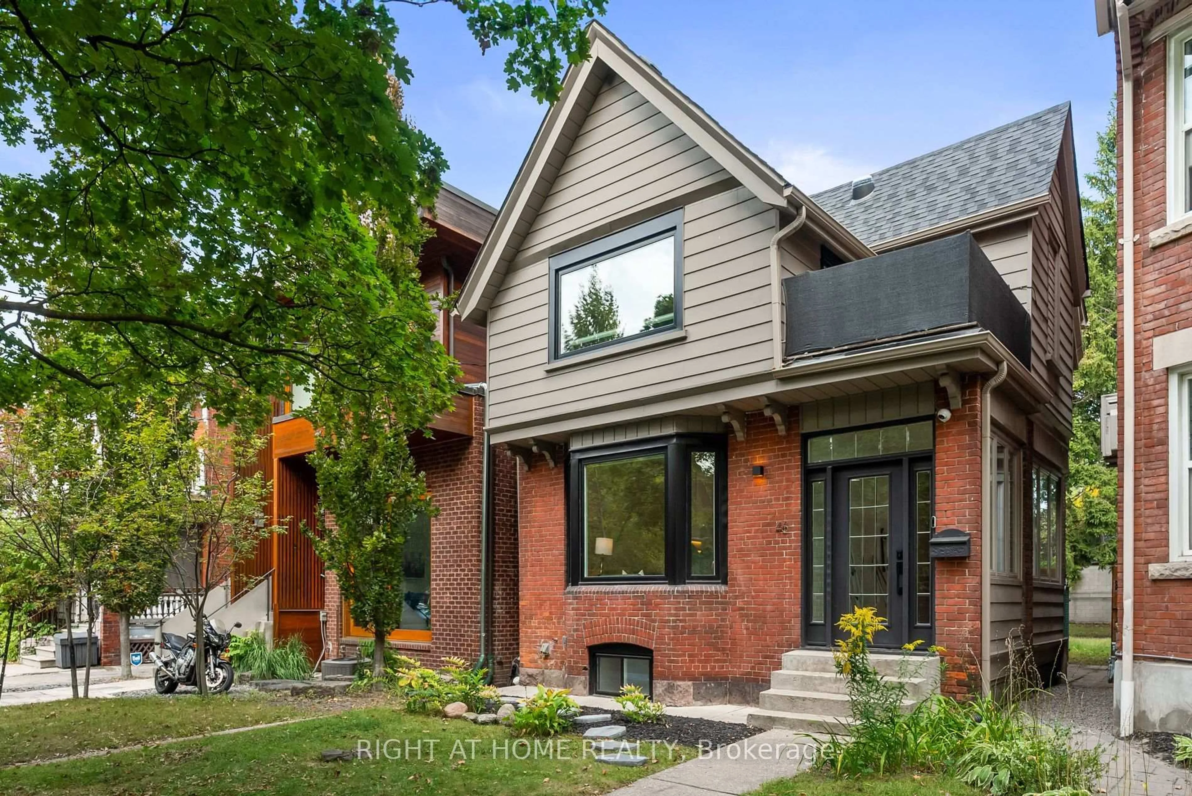 Home with brick exterior material, street for 46 Hewitt Ave, Toronto Ontario M6R 1Y3