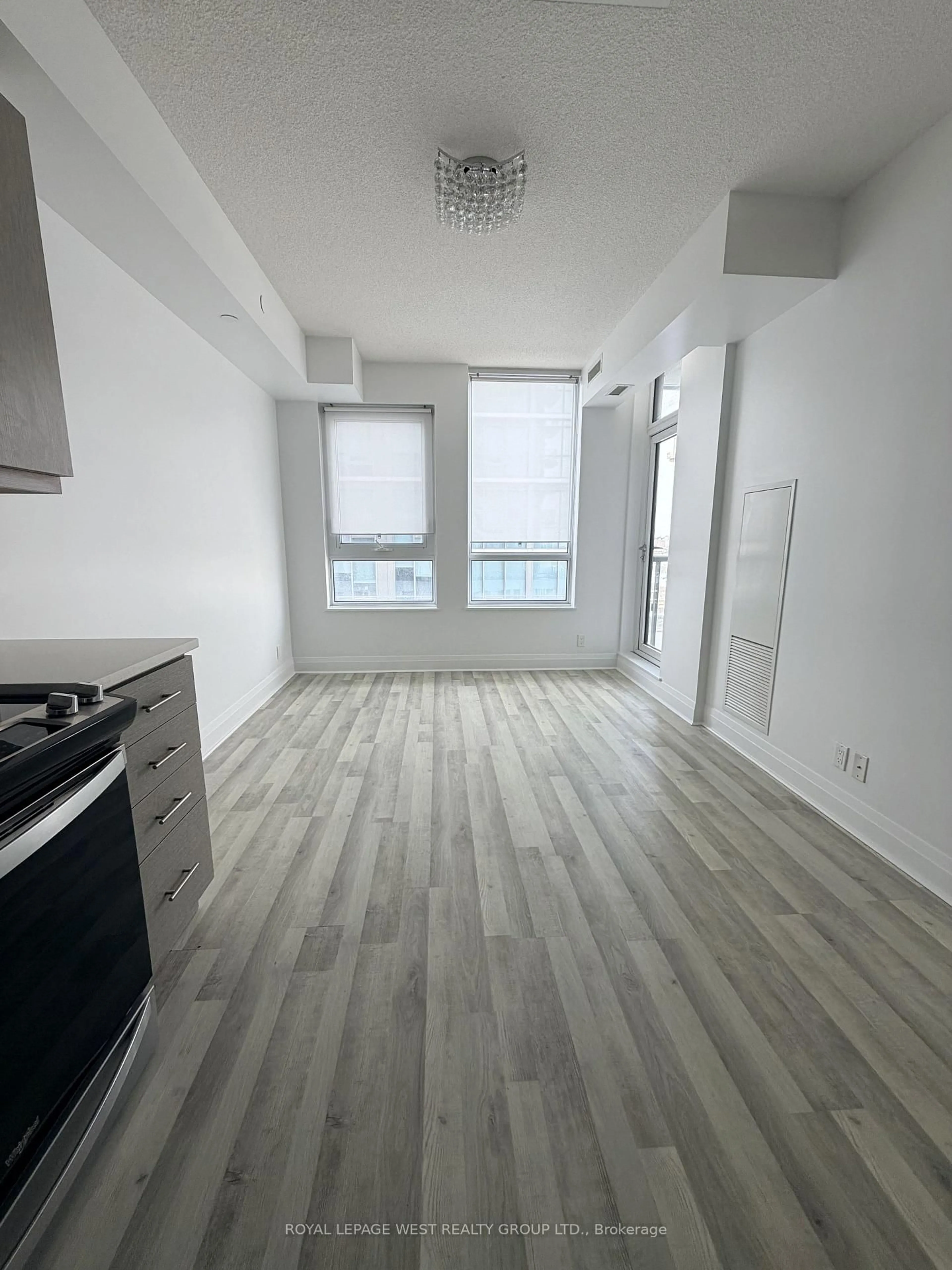 A pic of a room for 17 Zorra St #502, Toronto Ontario M8Z 0C8