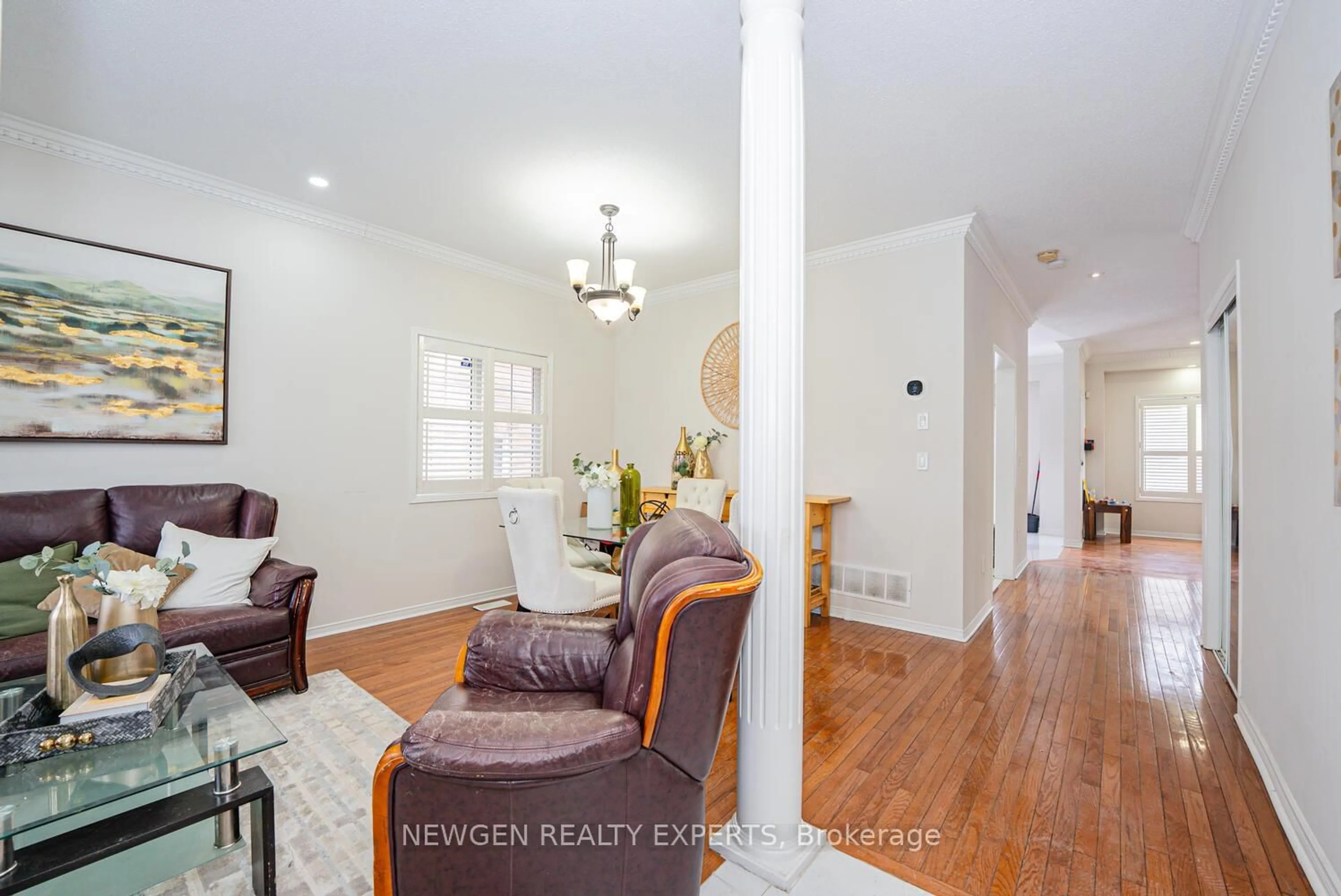 Unknown for 321 Queen Mary Dr, Brampton Ontario L7A 3S6