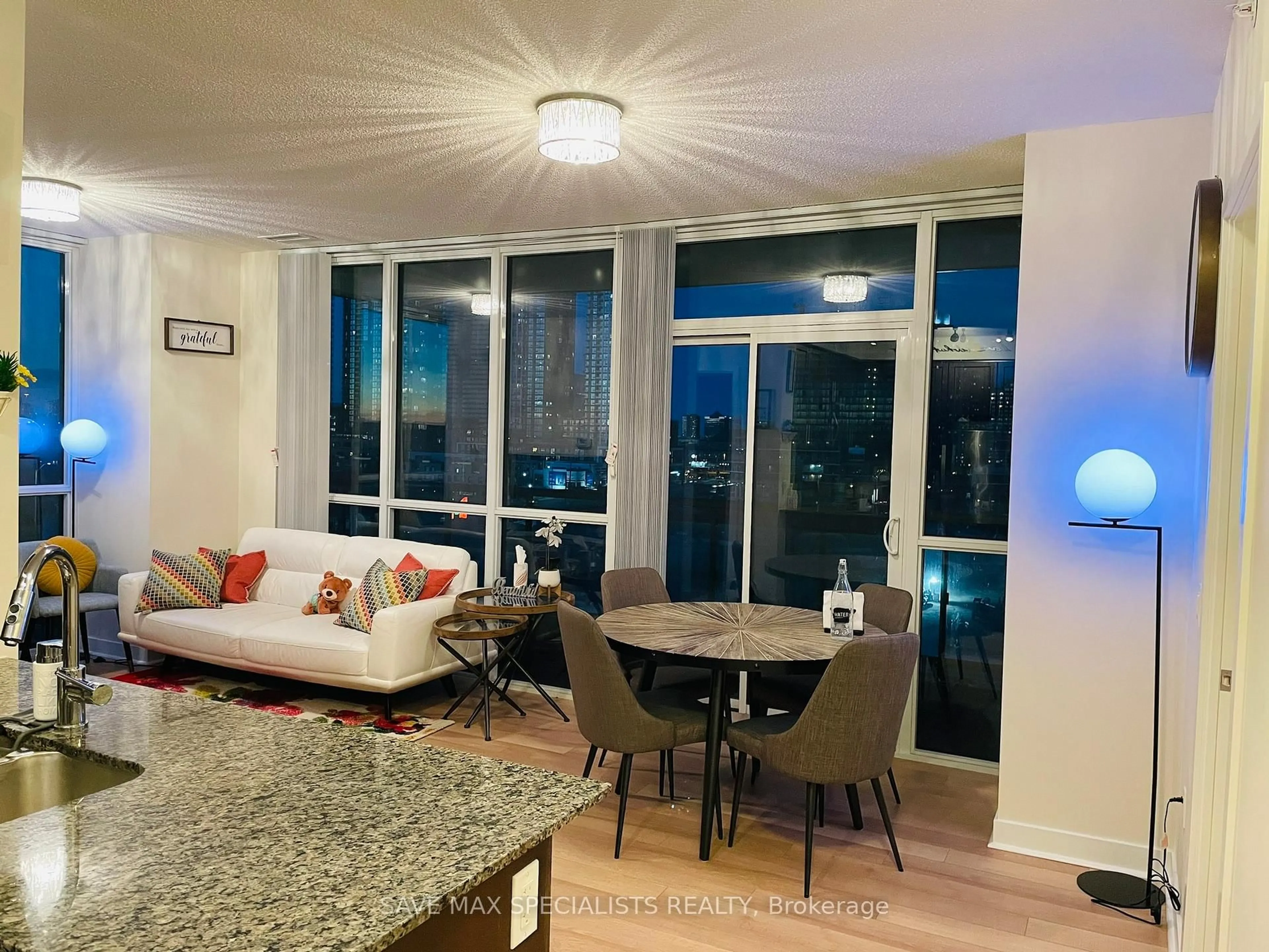 A pic of a room for 3975 Grand Park Dr #609, Mississauga Ontario L5B 0K4