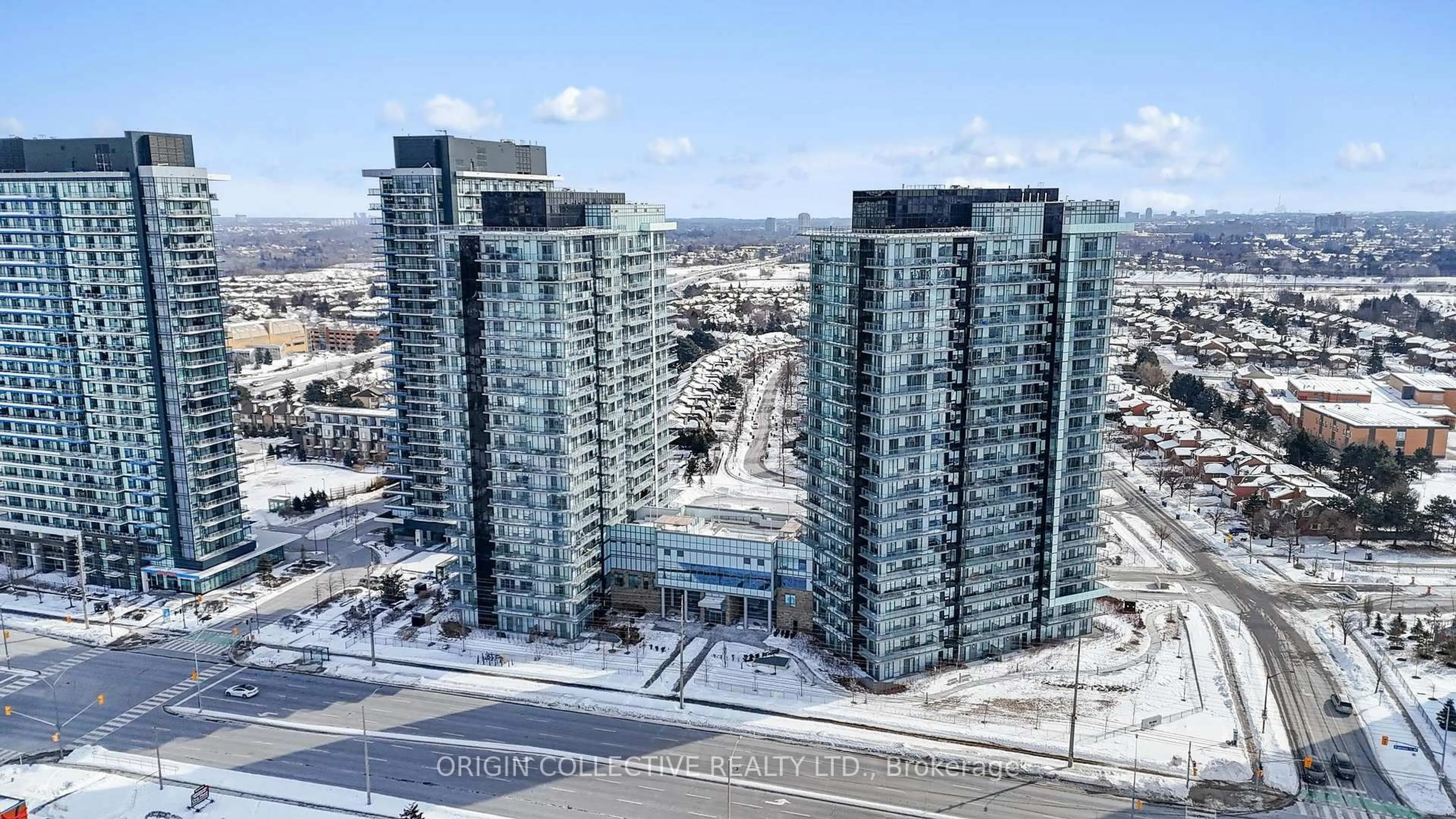 A pic from outside/outdoor area/front of a property/back of a property/a pic from drone, city buildings view from balcony for 4675 Metcalfe Ave #1010, Mississauga Ontario L5M 0Z8