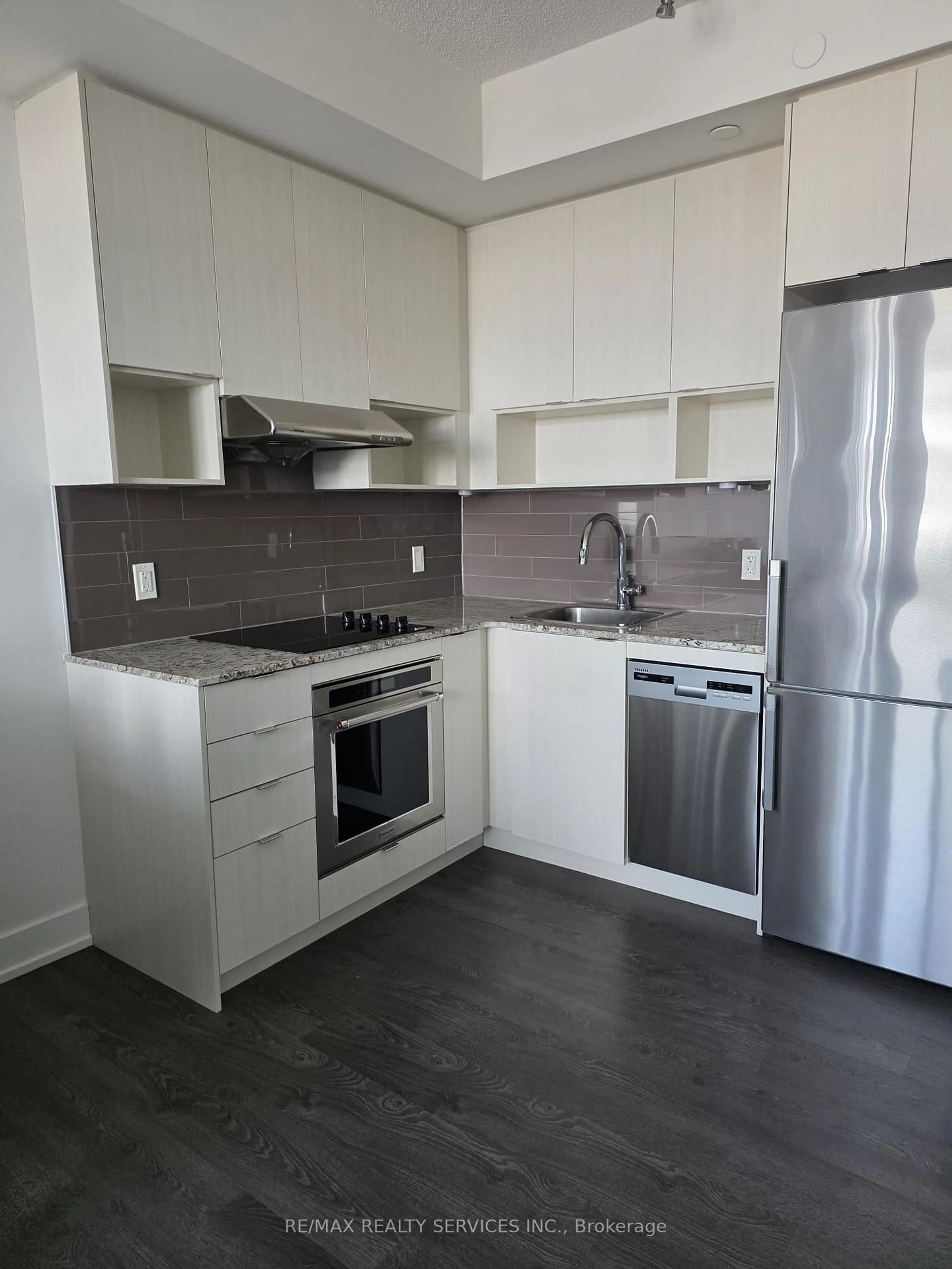 Standard kitchen, wood/laminate floor for 7 Mabelle Ave #4103, Toronto Ontario M9A 0C9