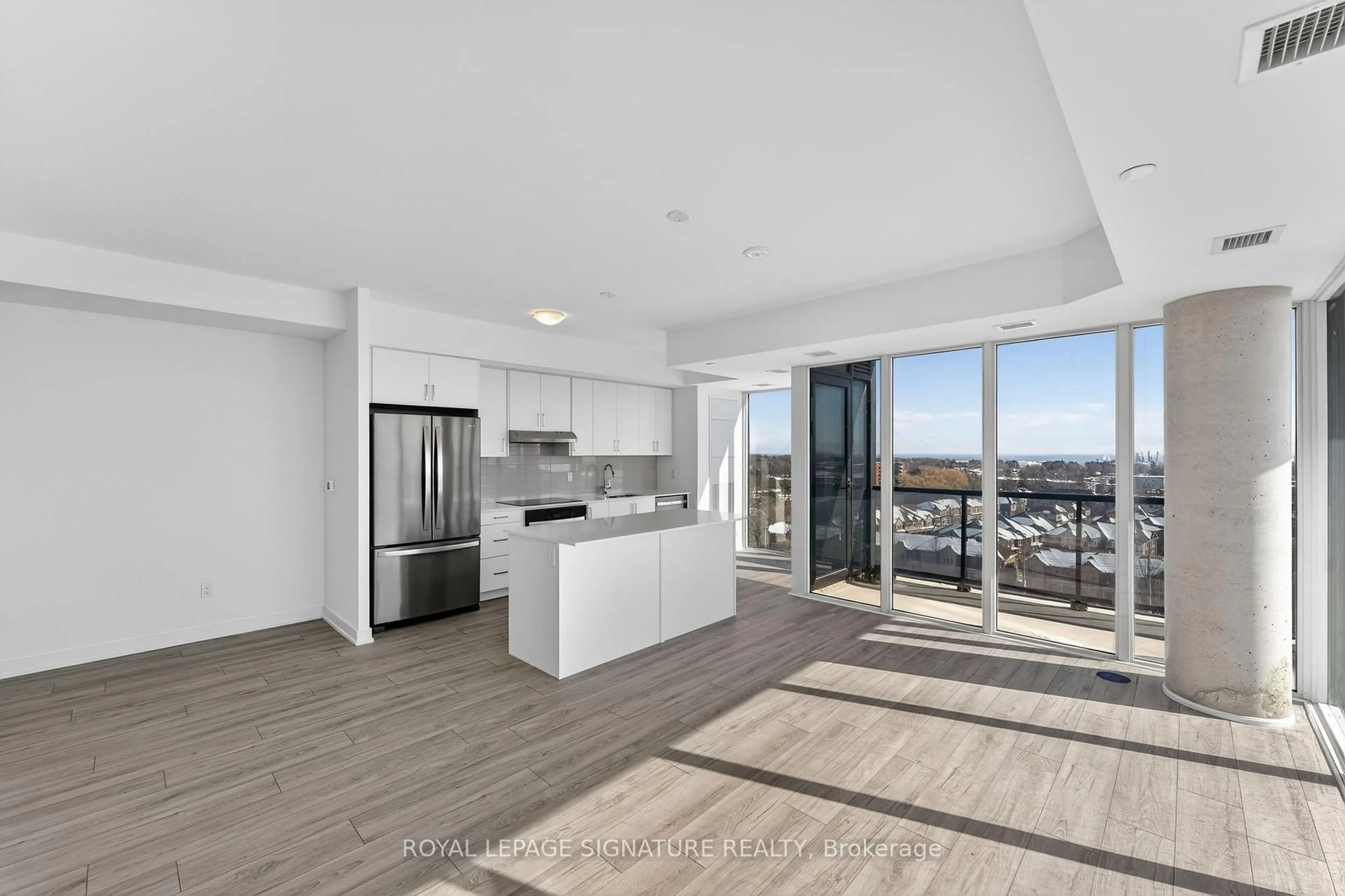 Open concept kitchen, unknown for 1035 Southdown Rd #1008, Mississauga Ontario L5J 0A2