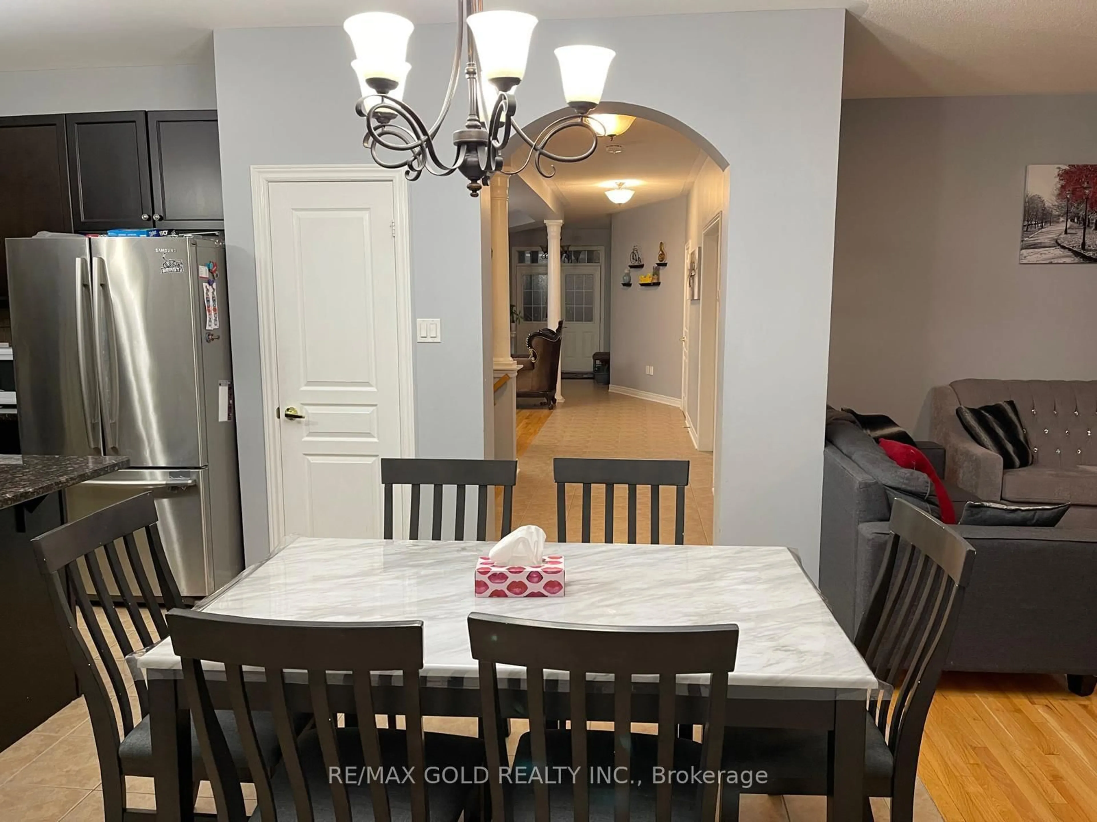 Dining room, unknown for 54 Covebank Cres, Brampton Ontario L6P 2Y1