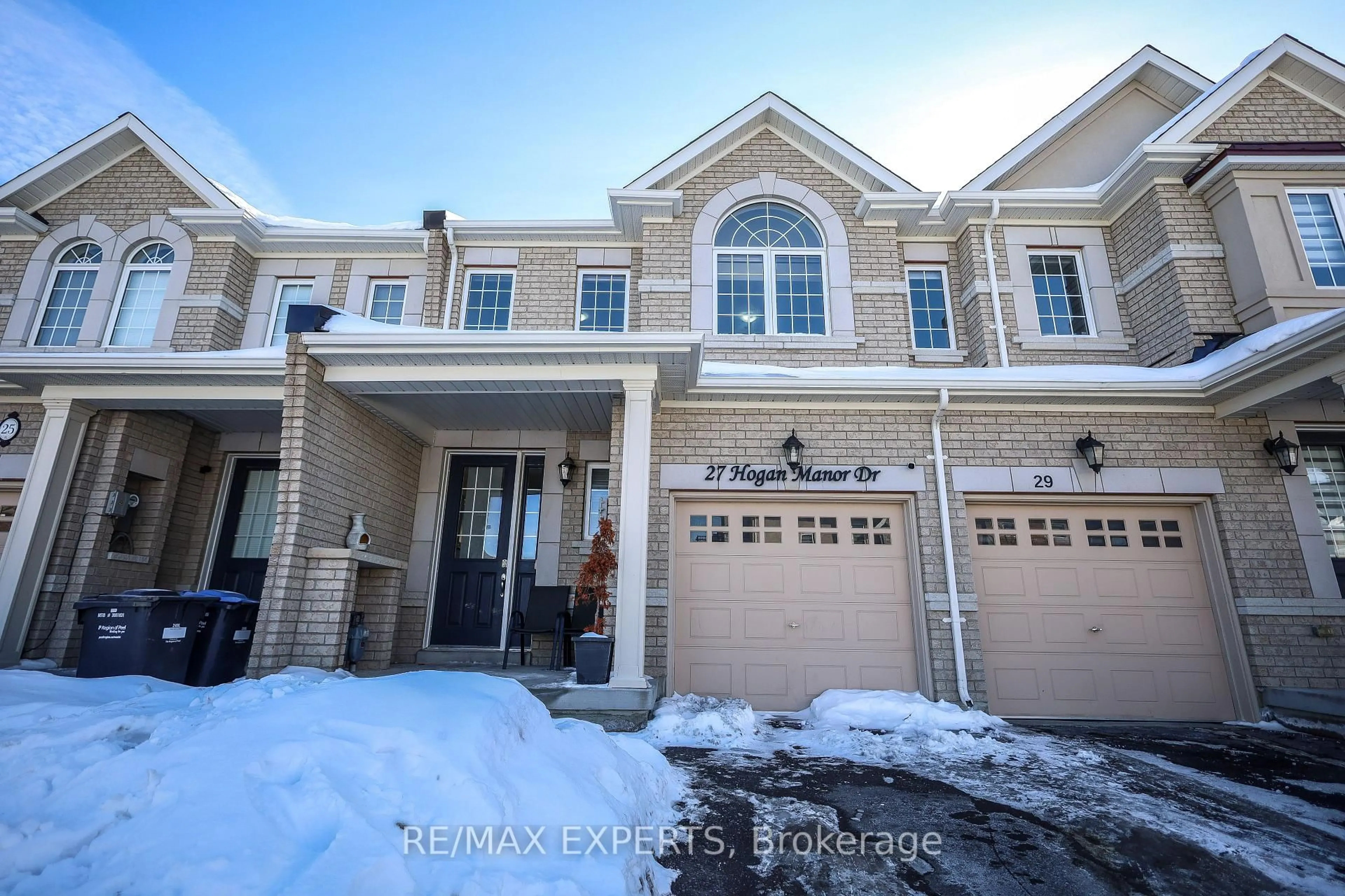 Unknown for 27 Hogan Manor Dr, Brampton Ontario L7A 4V3