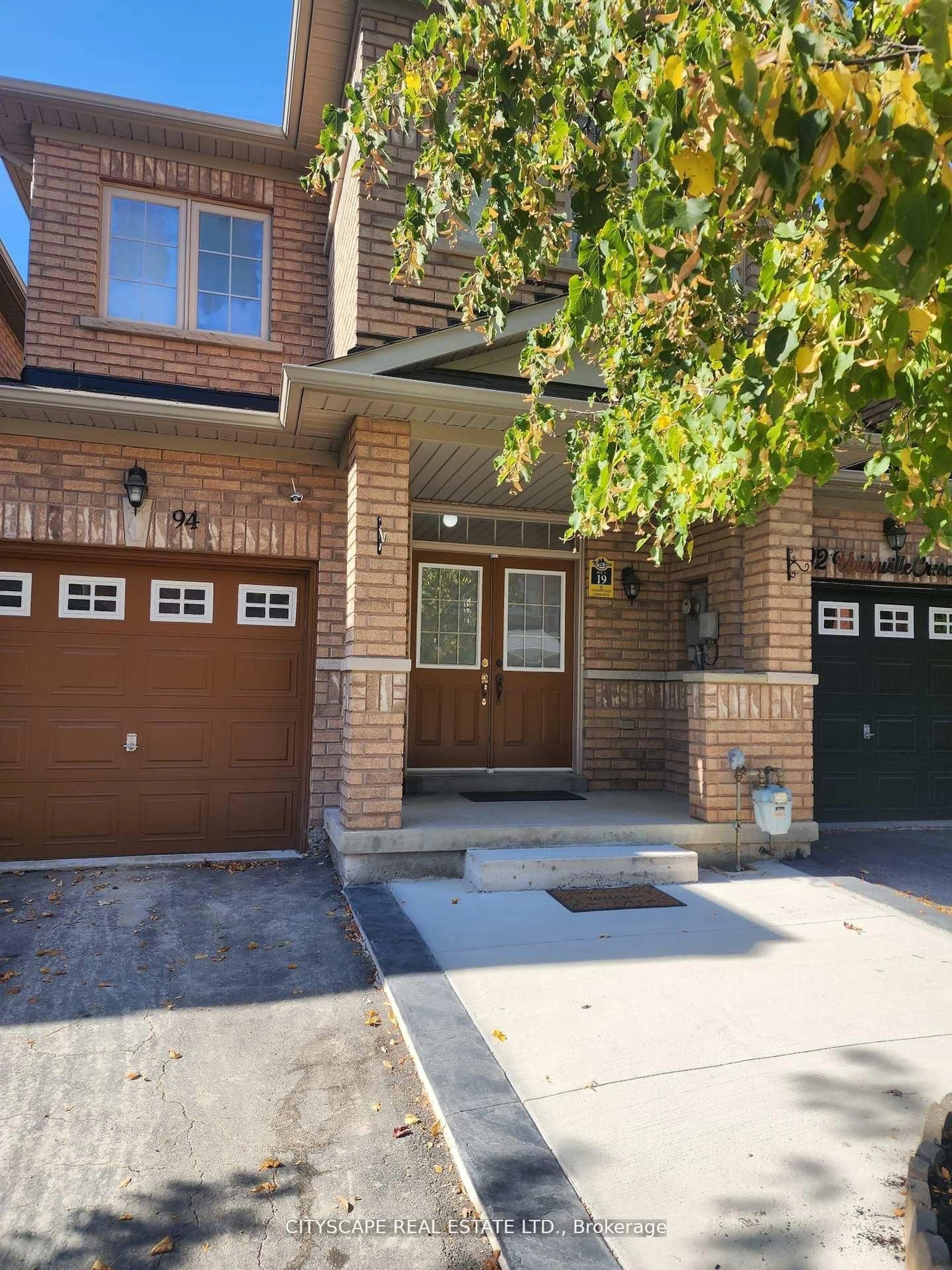 Home with brick exterior material, street for 94 Unionville Cres, Brampton Ontario L6P 2Z4
